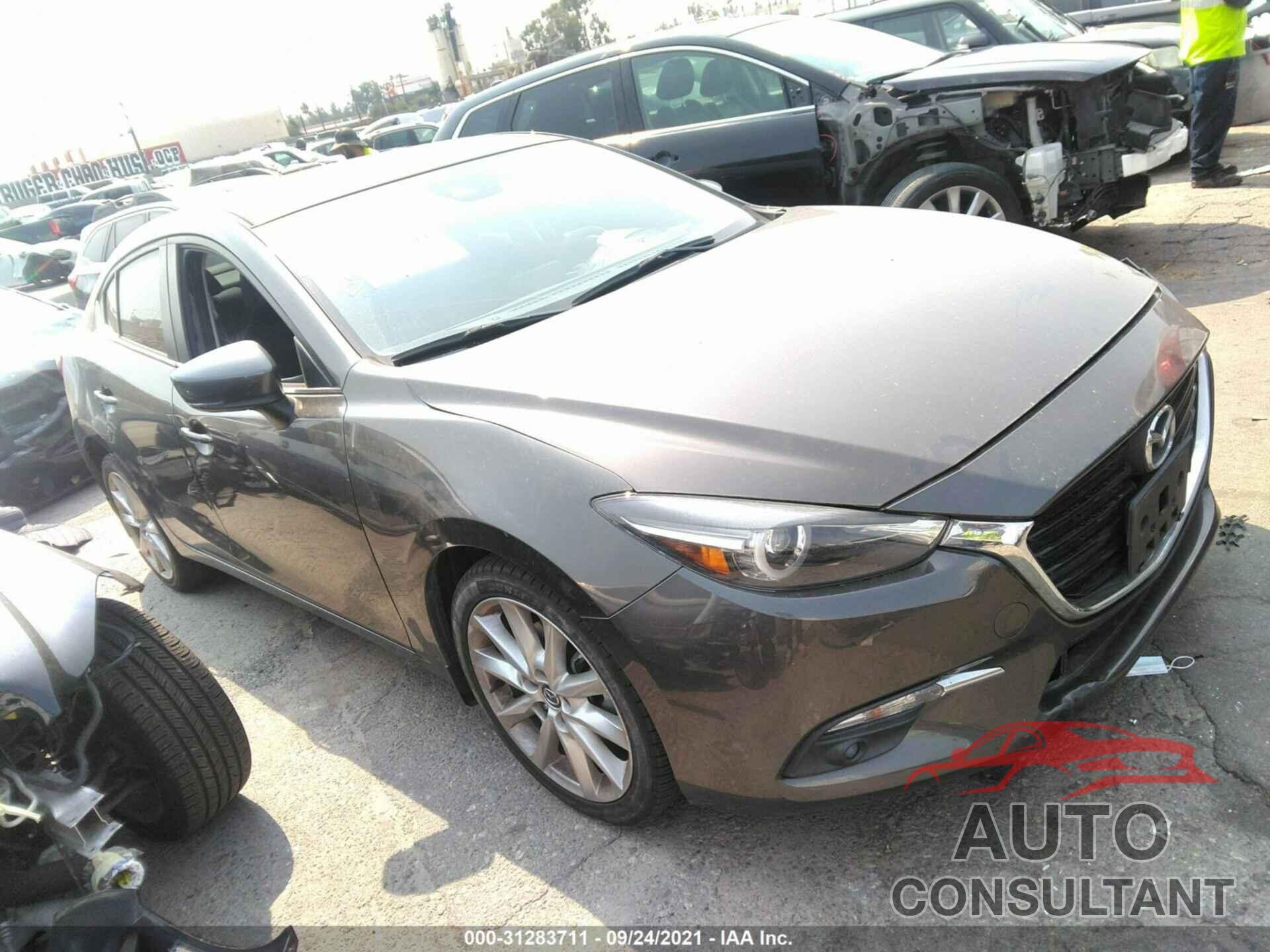 MAZDA MAZDA3 4-DOOR 2017 - JM1BN1W38H1135783