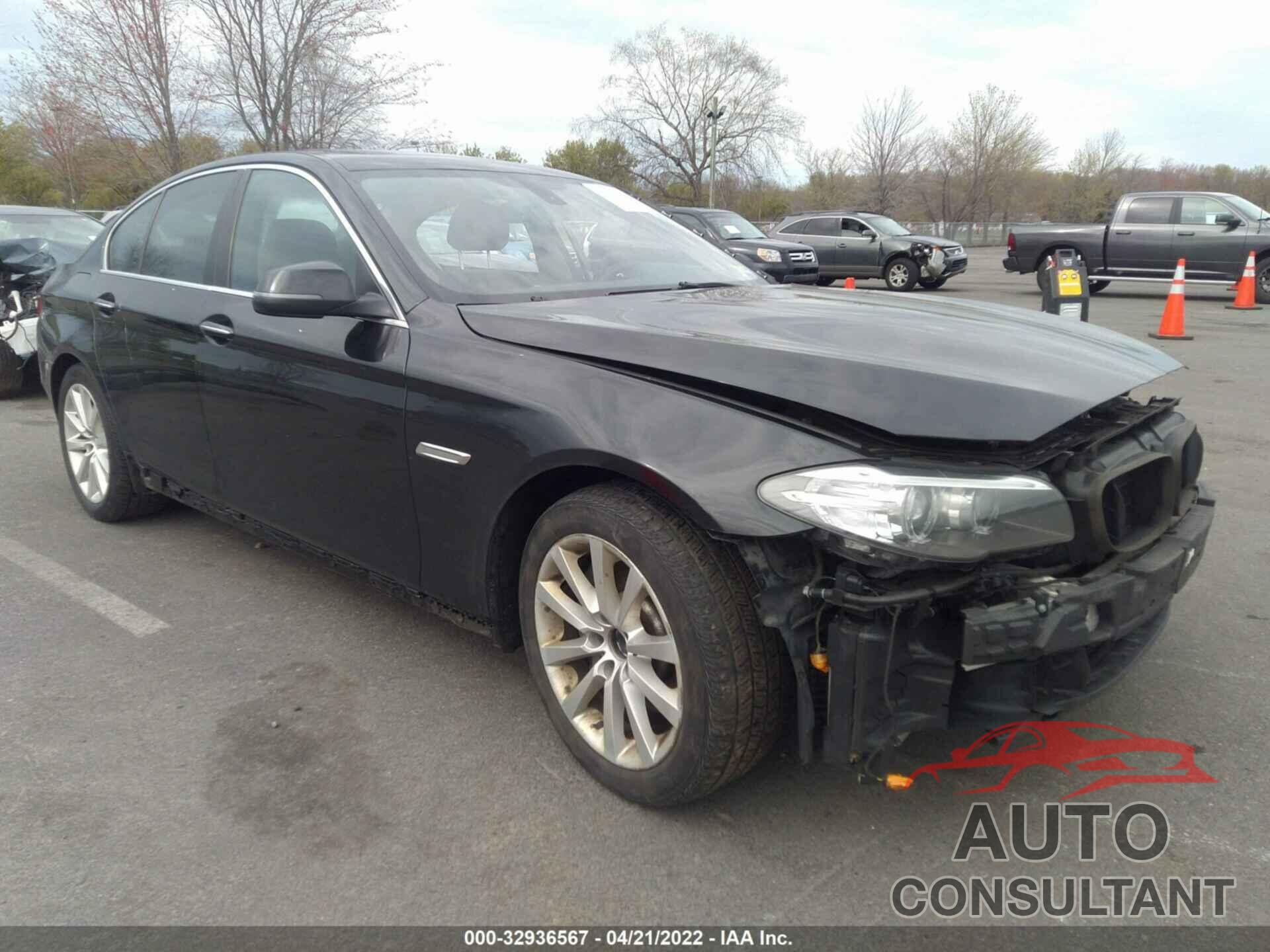 BMW 5 SERIES 2016 - WBA5B3C5XGG258114