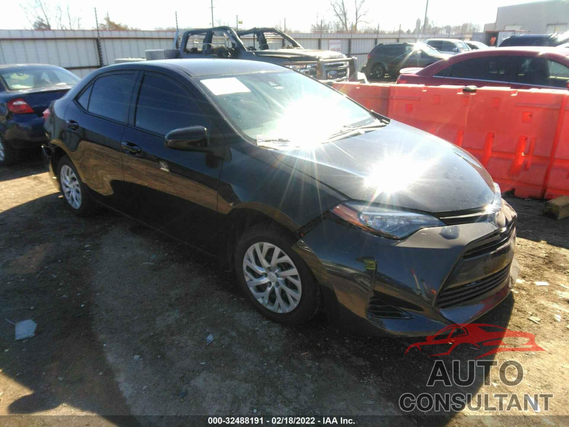 TOYOTA COROLLA 2017 - 5YFBURHE4HP580324
