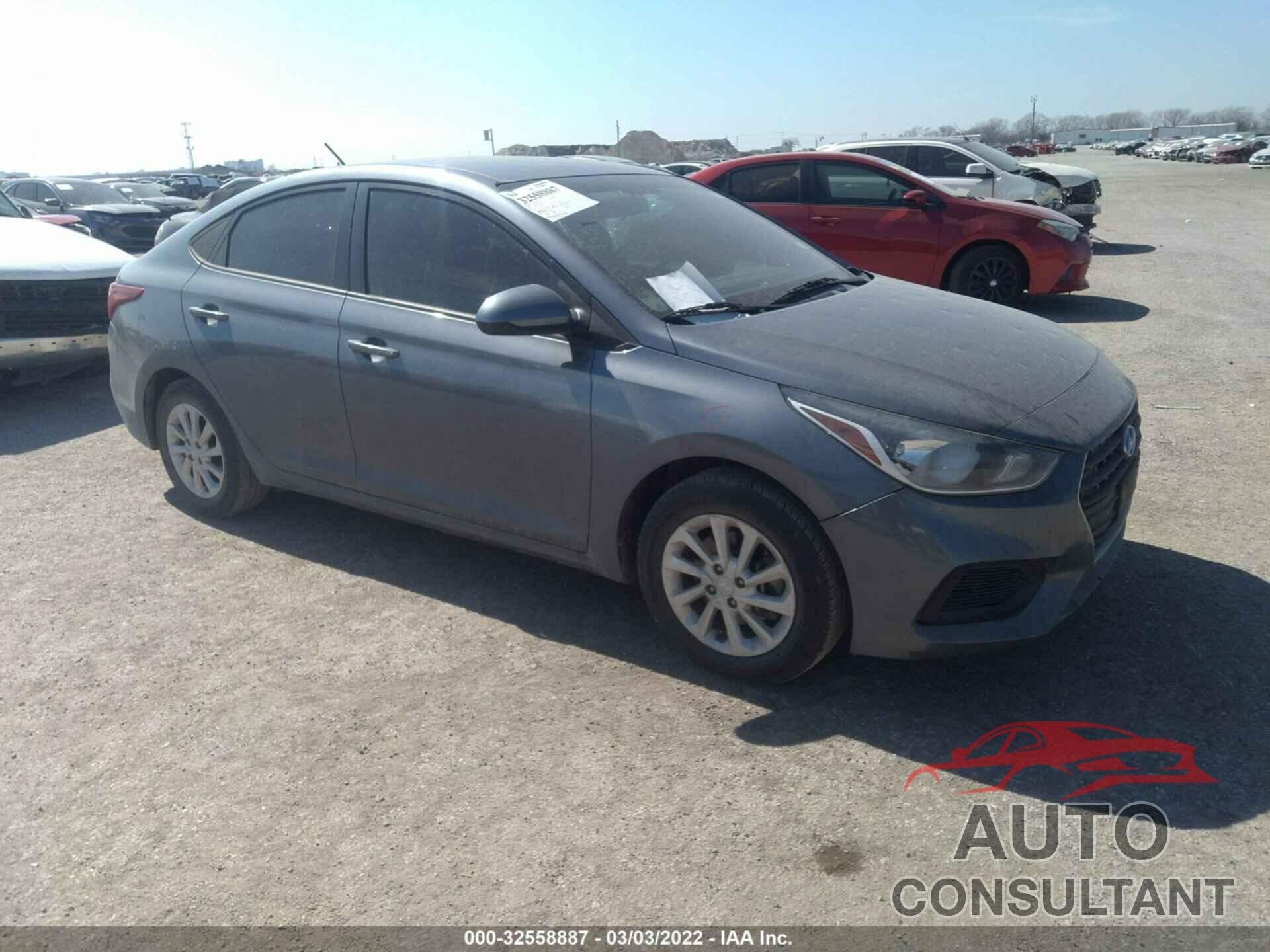 HYUNDAI ACCENT 2018 - 3KPC24A39JE011997