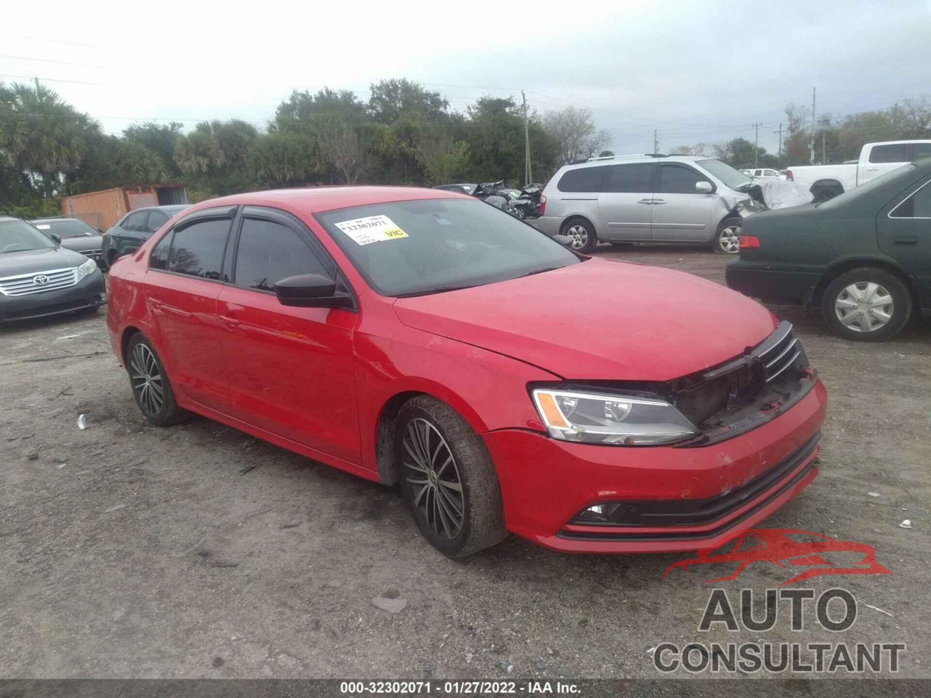 VOLKSWAGEN JETTA SEDAN 2016 - 3VWD17AJ4GM303351