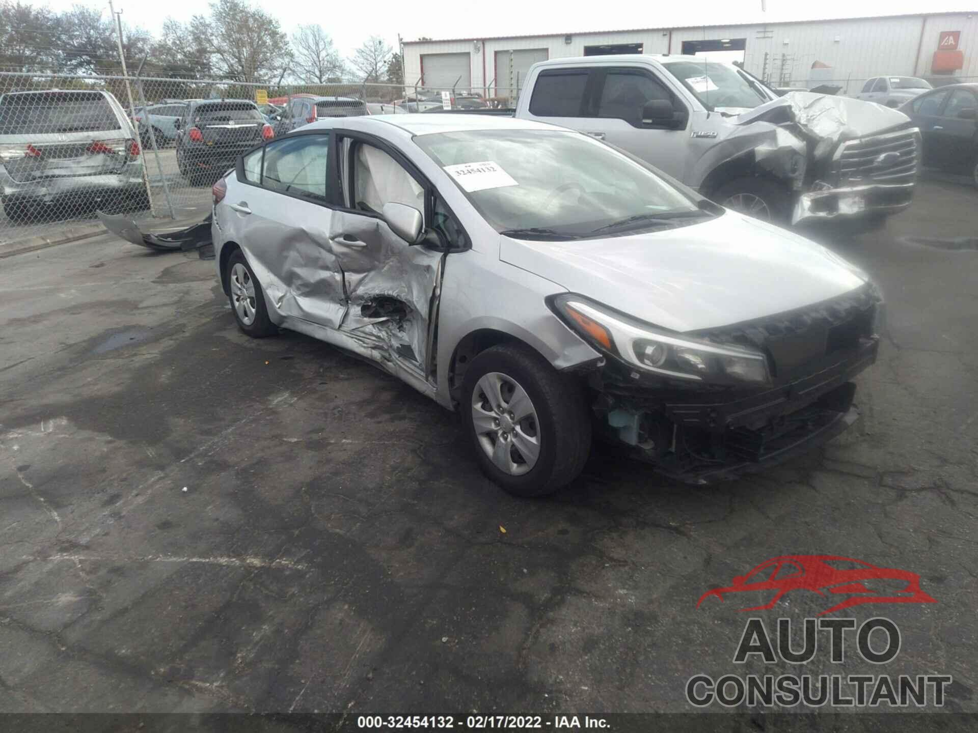 KIA FORTE 2017 - 3KPFK4A72HE092206