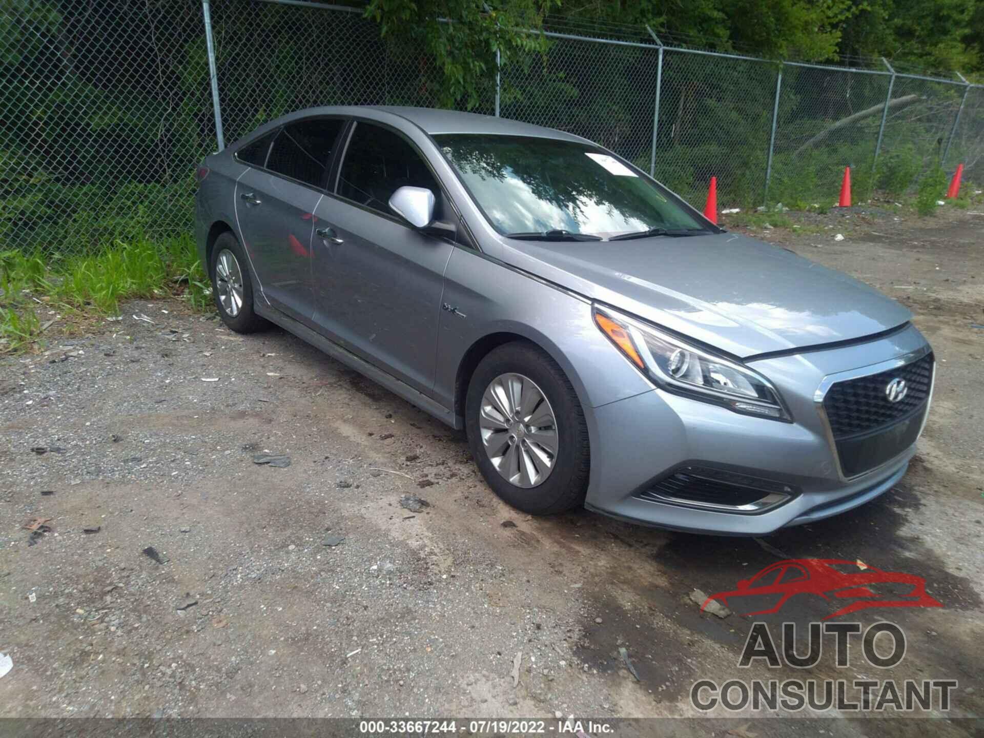 HYUNDAI SONATA HYBRID 2016 - KMHE24L10GA035293