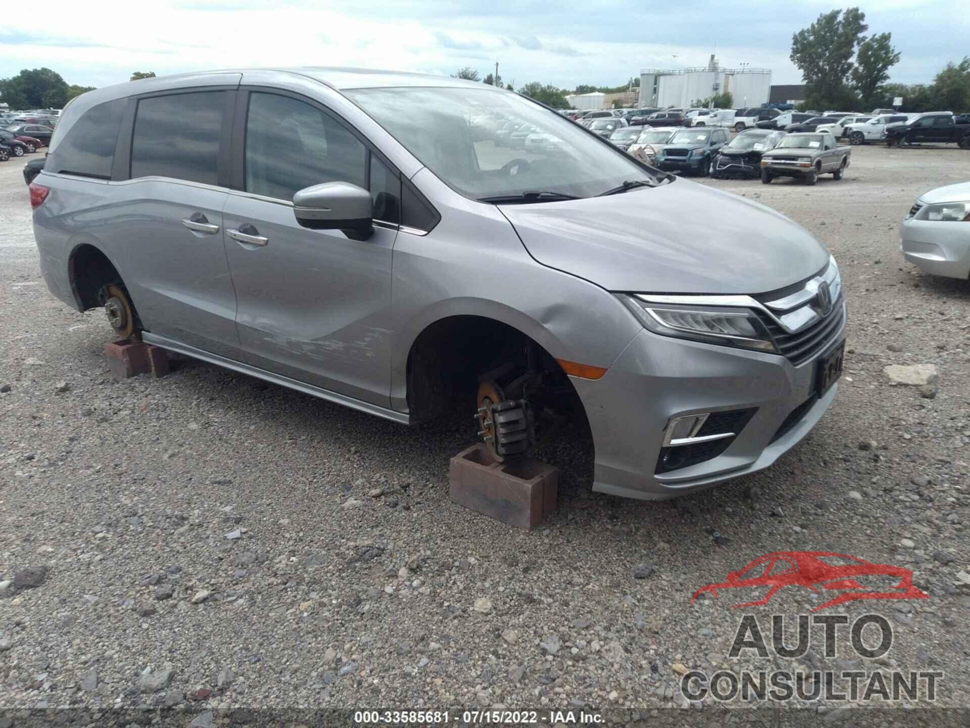 HONDA ODYSSEY 2018 - 5FNRL6H81JB062487