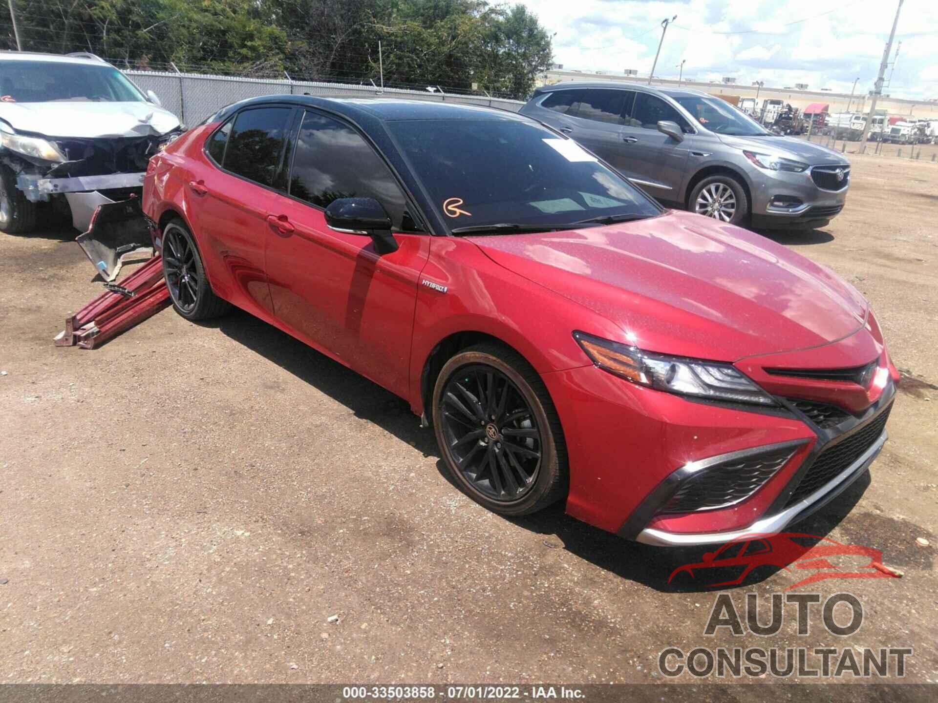 TOYOTA CAMRY 2021 - 4T1K31AK8MU023591