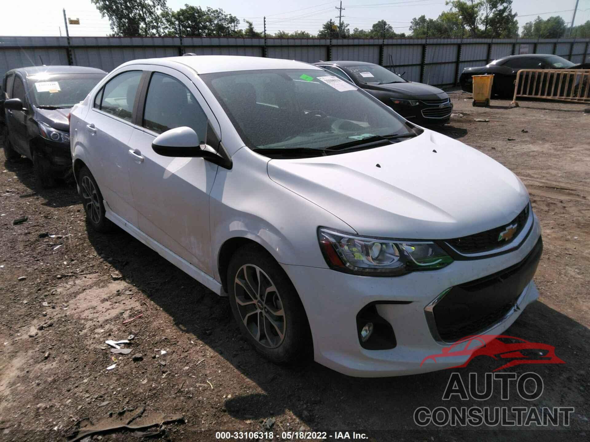 CHEVROLET SONIC 2017 - 1G1JD5SH1H4119276