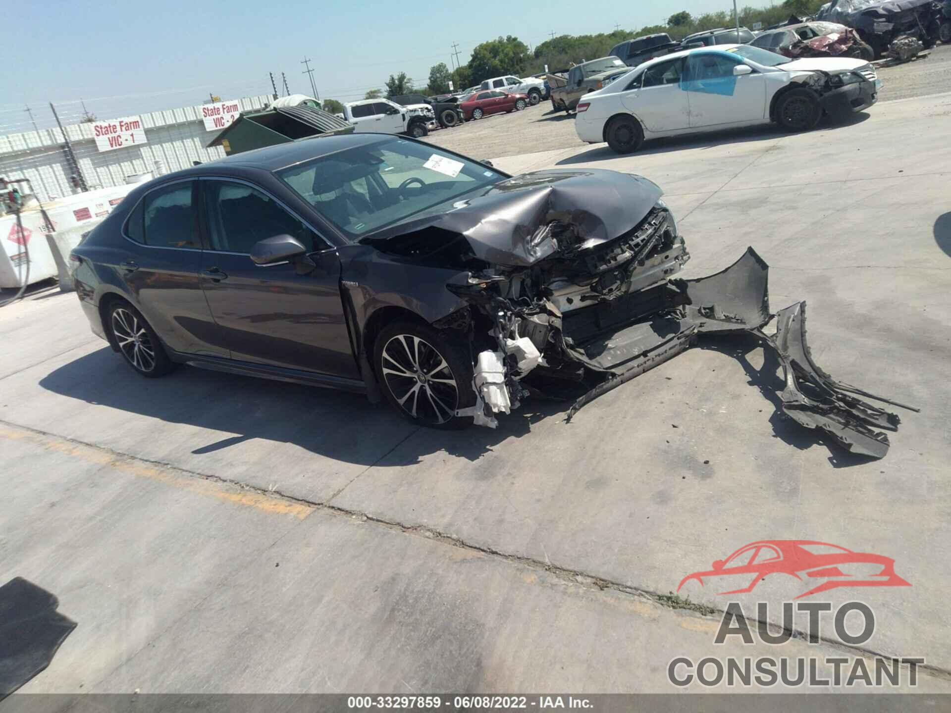 TOYOTA CAMRY 2019 - 4T1B21HK4KU511460
