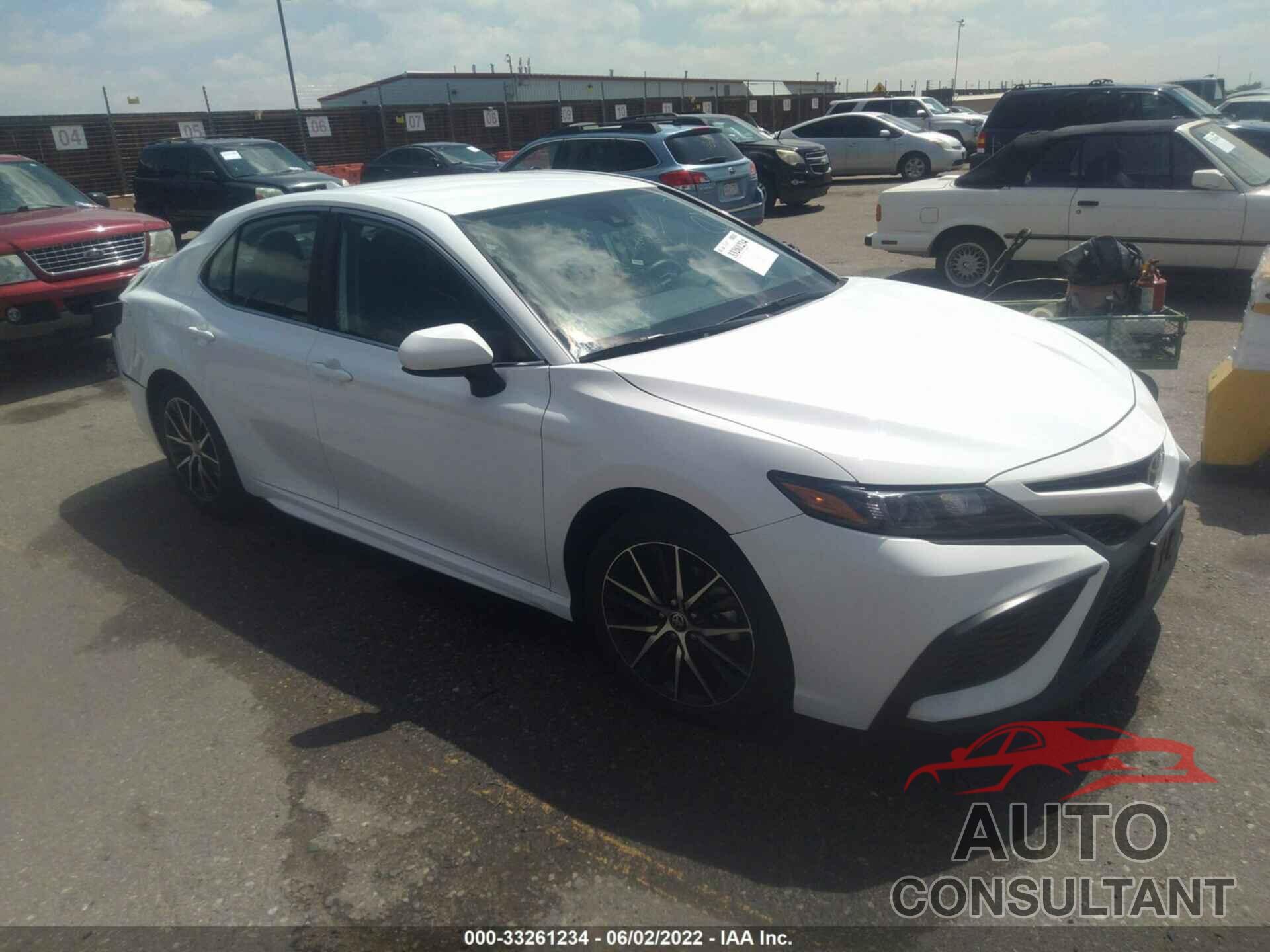 TOYOTA CAMRY 2021 - 4T1G11AK9MU591764