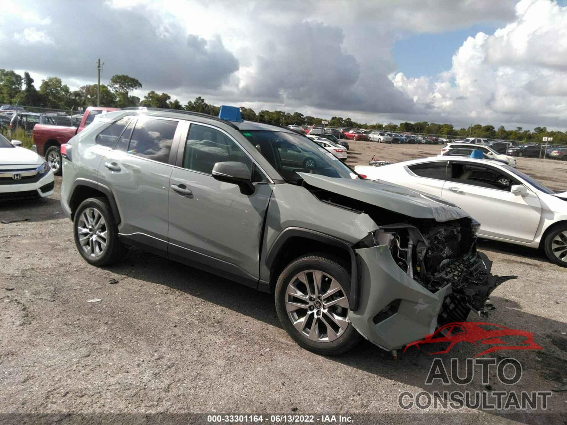 TOYOTA RAV4 2021 - 2T3C1RFV1MW145101