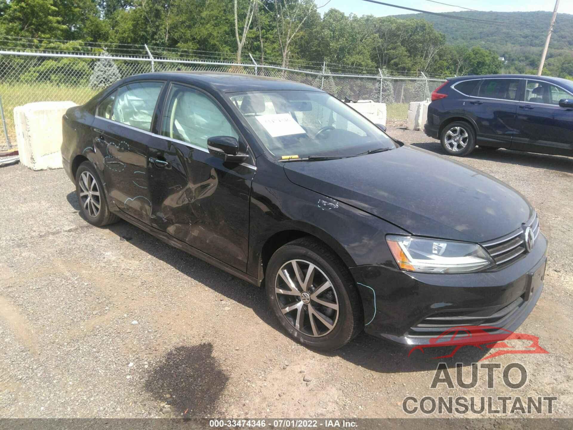 VOLKSWAGEN JETTA 2017 - 3VWDB7AJ9HM412757