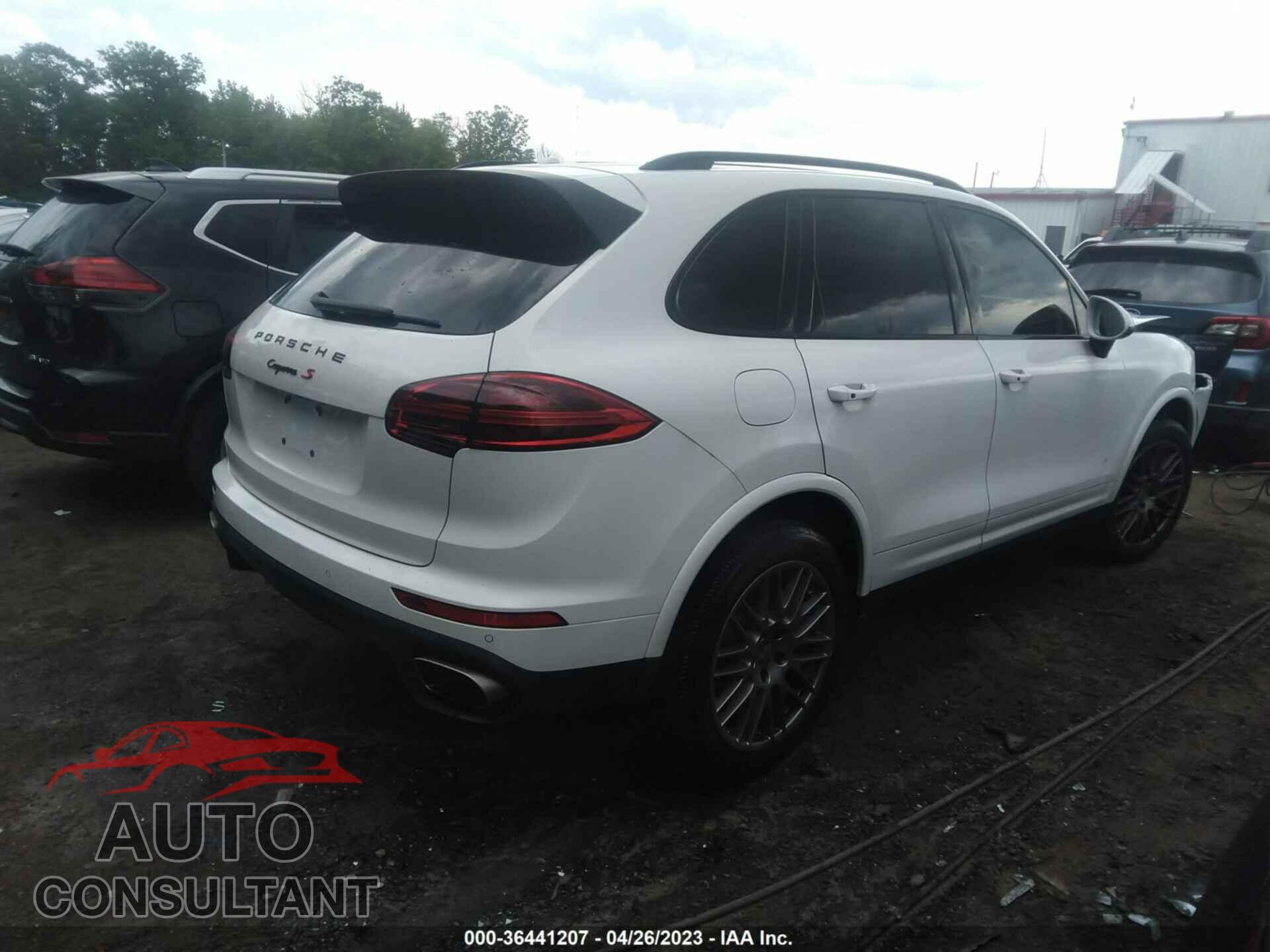 PORSCHE CAYENNE 2017 - WP1AA2A27HKA86810