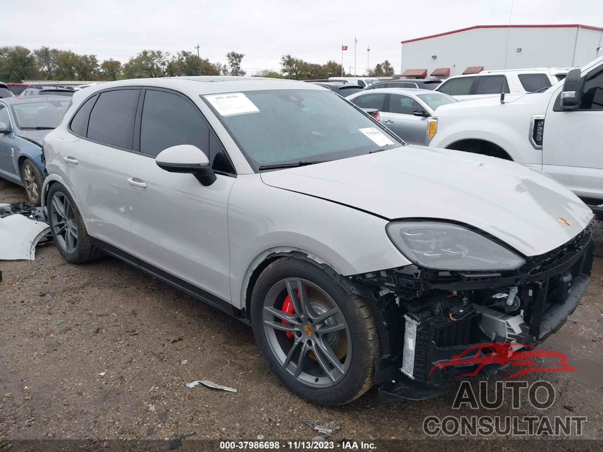 PORSCHE CAYENNE 2024 - WP1AL2AYXRDA32387