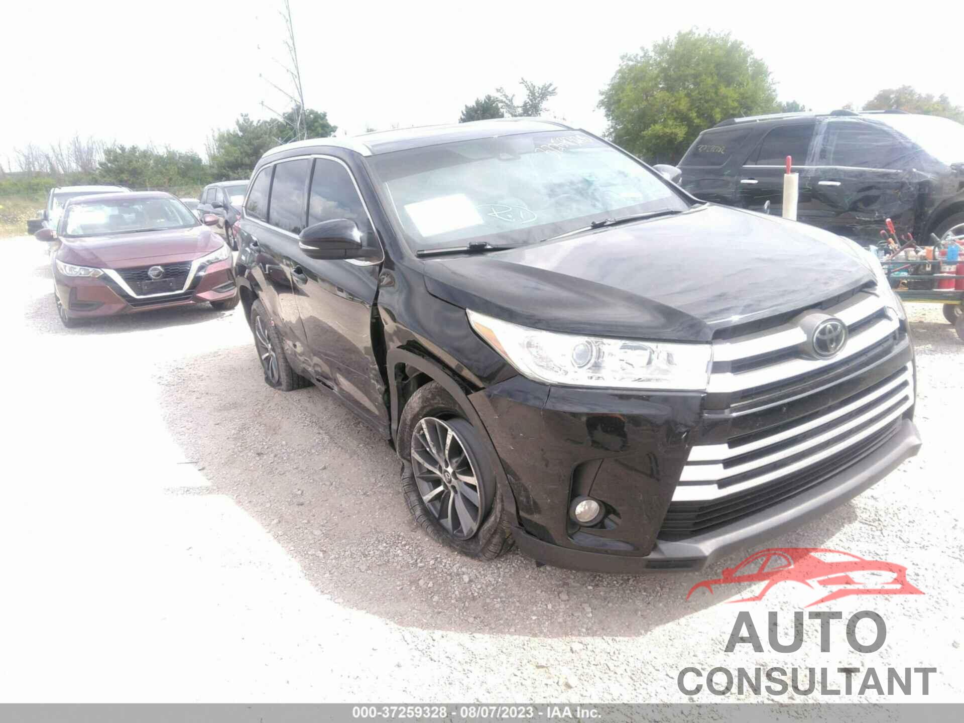 TOYOTA HIGHLANDER 2017 - 5TDKZRFH5HS525564