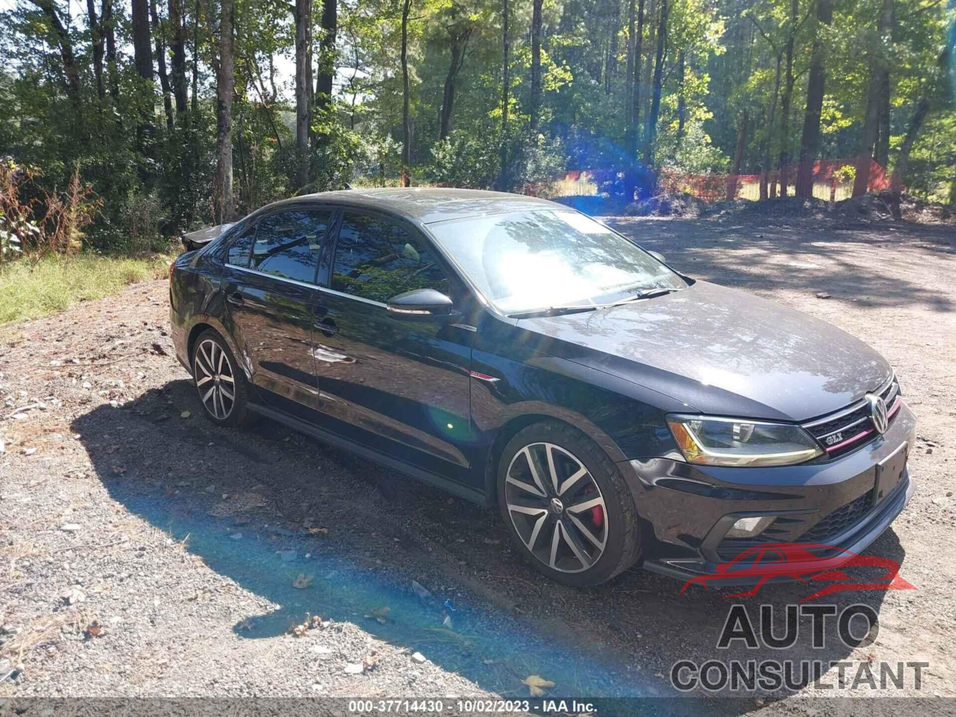 VOLKSWAGEN JETTA 2018 - 3VW4T7AJ6JM204161