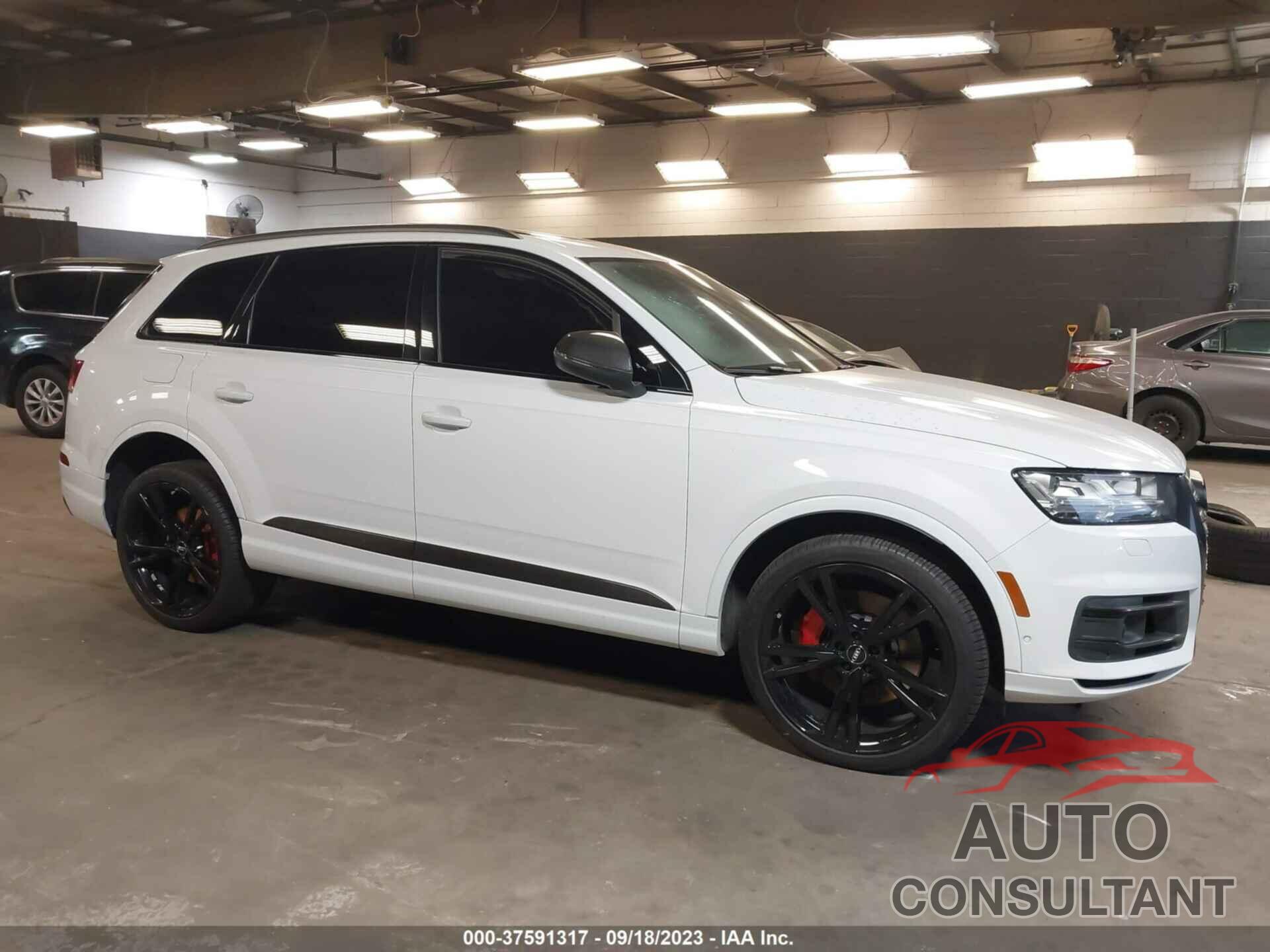 AUDI Q7 2019 - WA1VAAF71KD049761