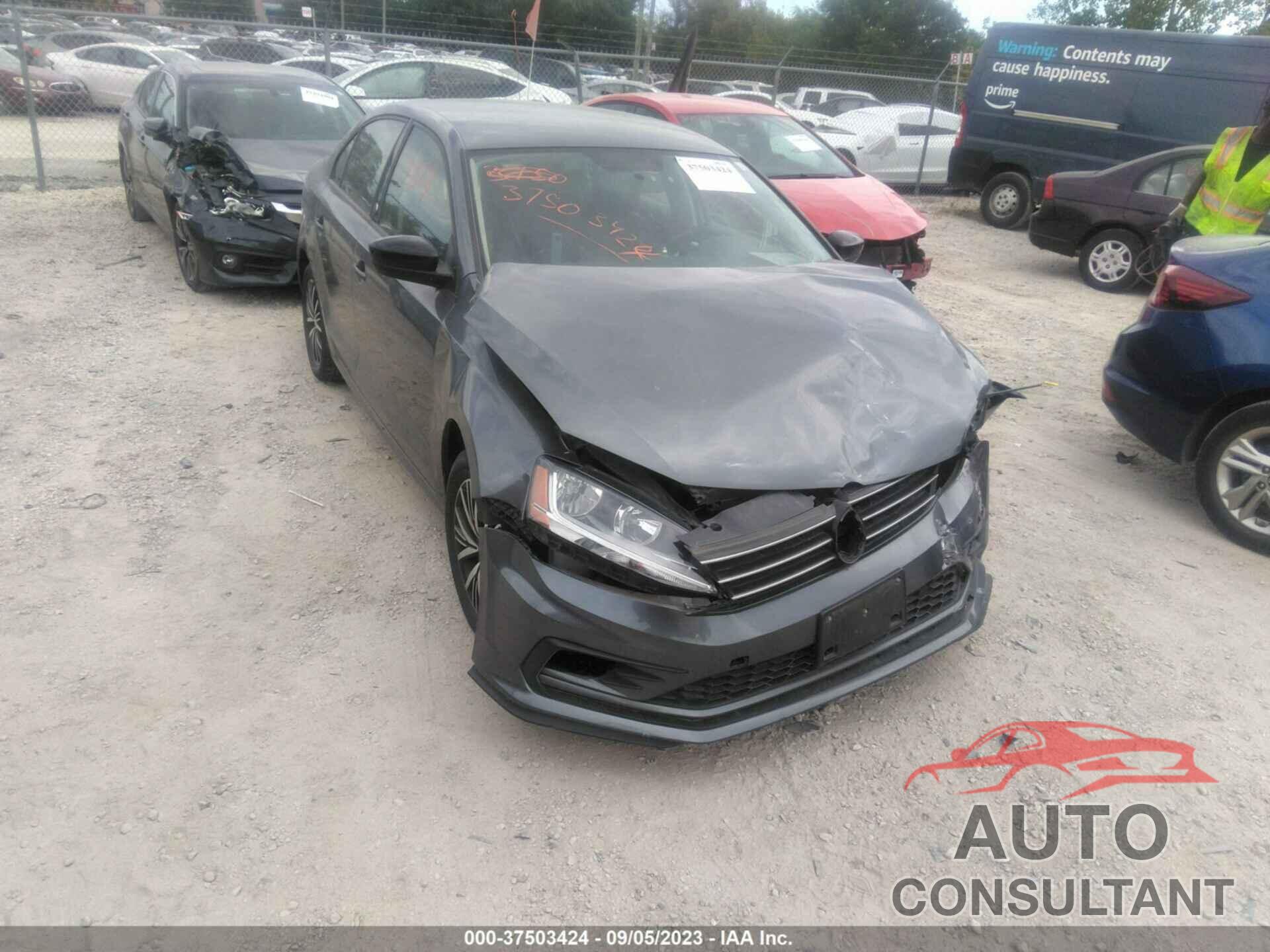 VOLKSWAGEN JETTA 2018 - 3VWDB7AJ2JM204631