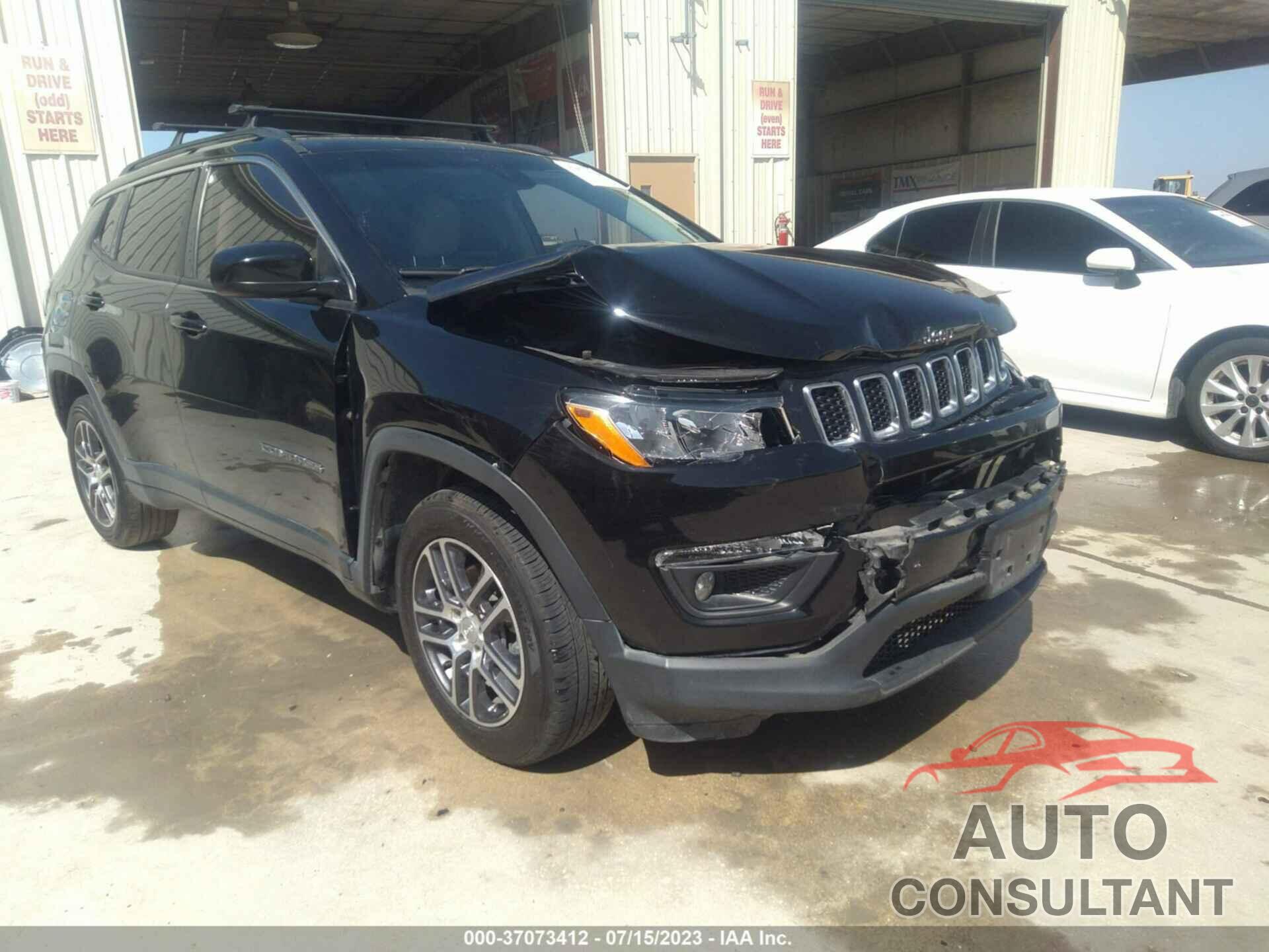 JEEP COMPASS 2018 - 3C4NJCBB8JT494292