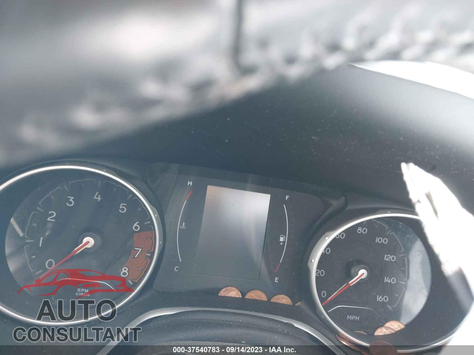 JEEP COMPASS 2018 - 3C4NJDBB4JT492898