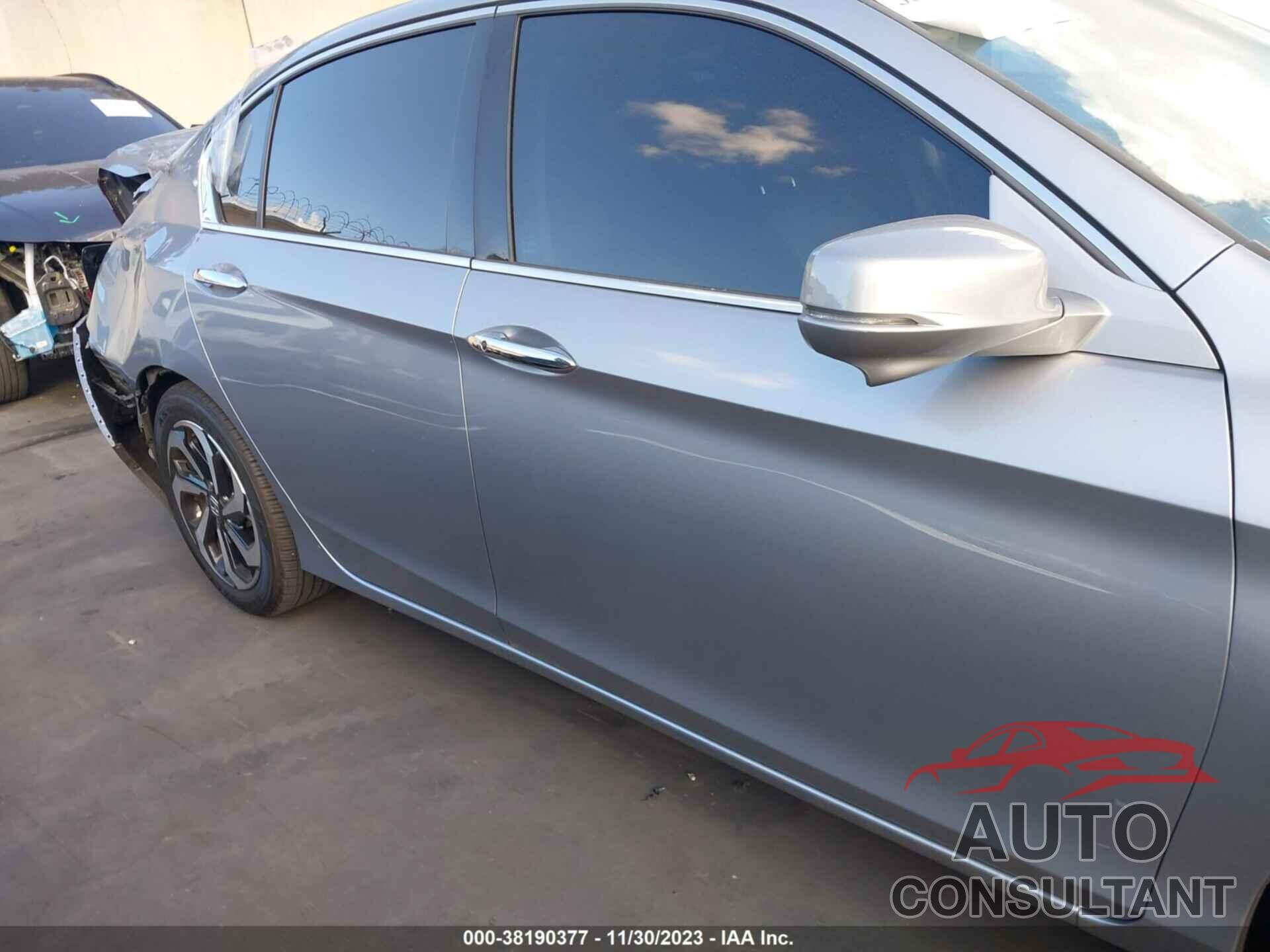 HONDA ACCORD 2017 - 1HGCR3F86HA036350