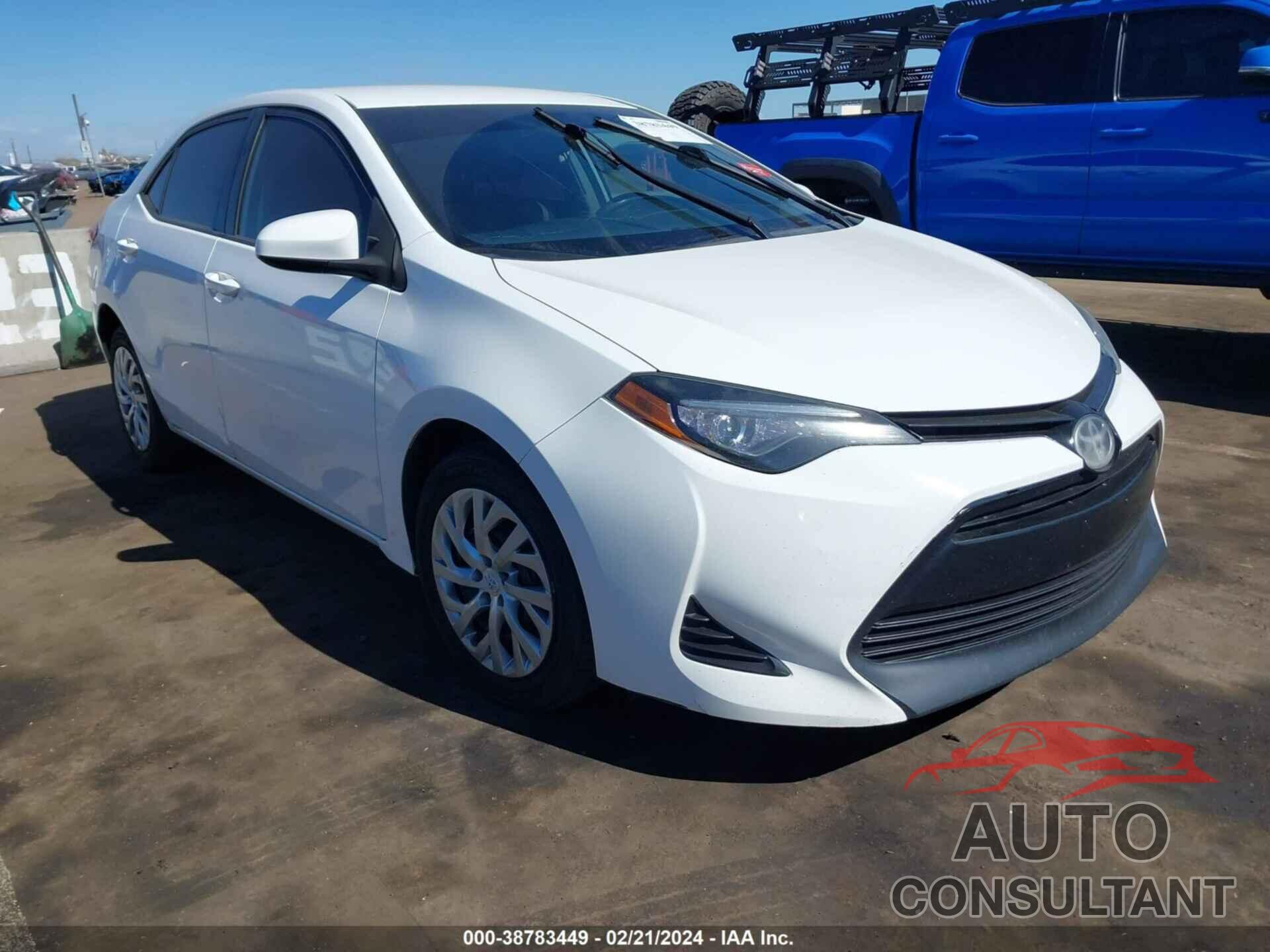 TOYOTA COROLLA 2017 - 5YFBURHE5HP643351