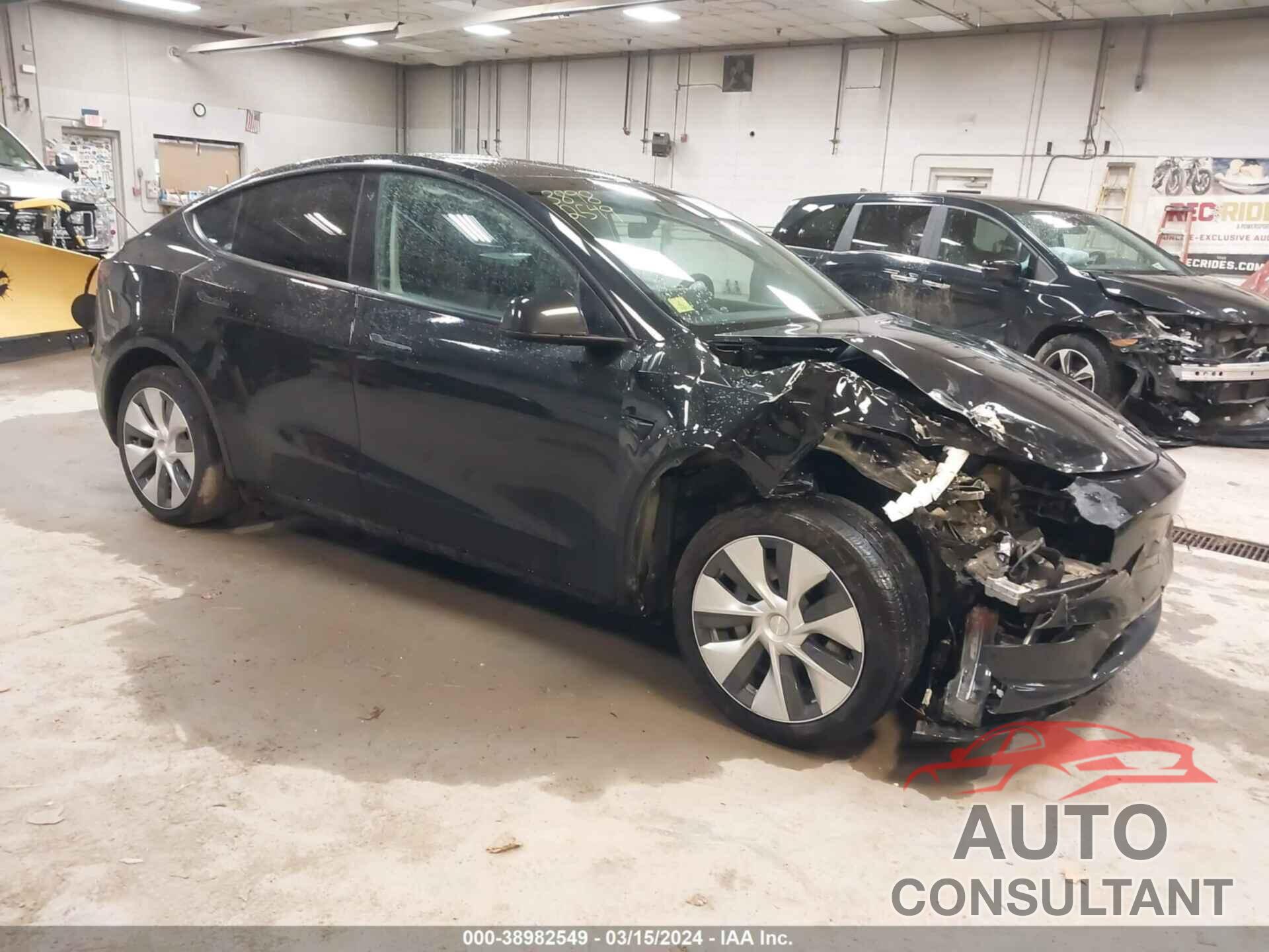 TESLA MODEL Y 2021 - 5YJYGDEE5MF251002