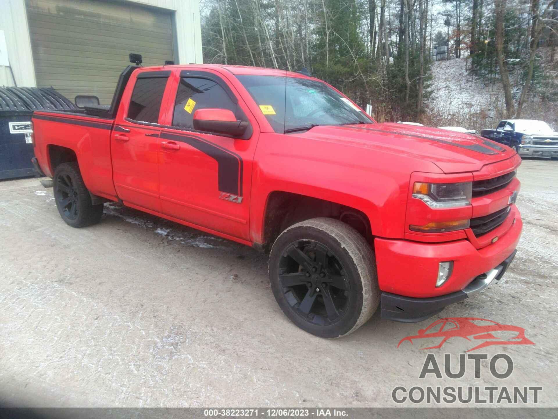 CHEVROLET SILVERADO 2018 - 1GCVKREC0JZ143518