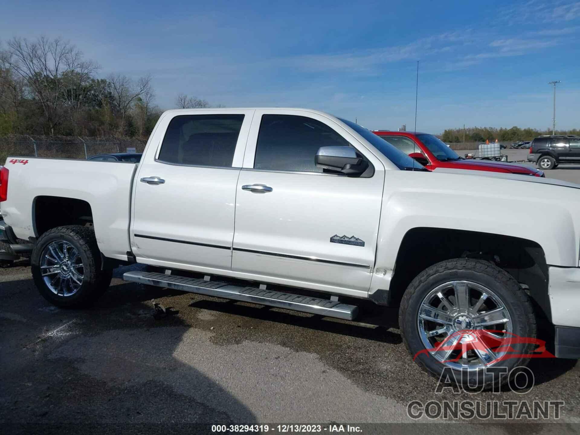 CHEVROLET SILVERADO 1500 2018 - 3GCUKTEC0JG513763