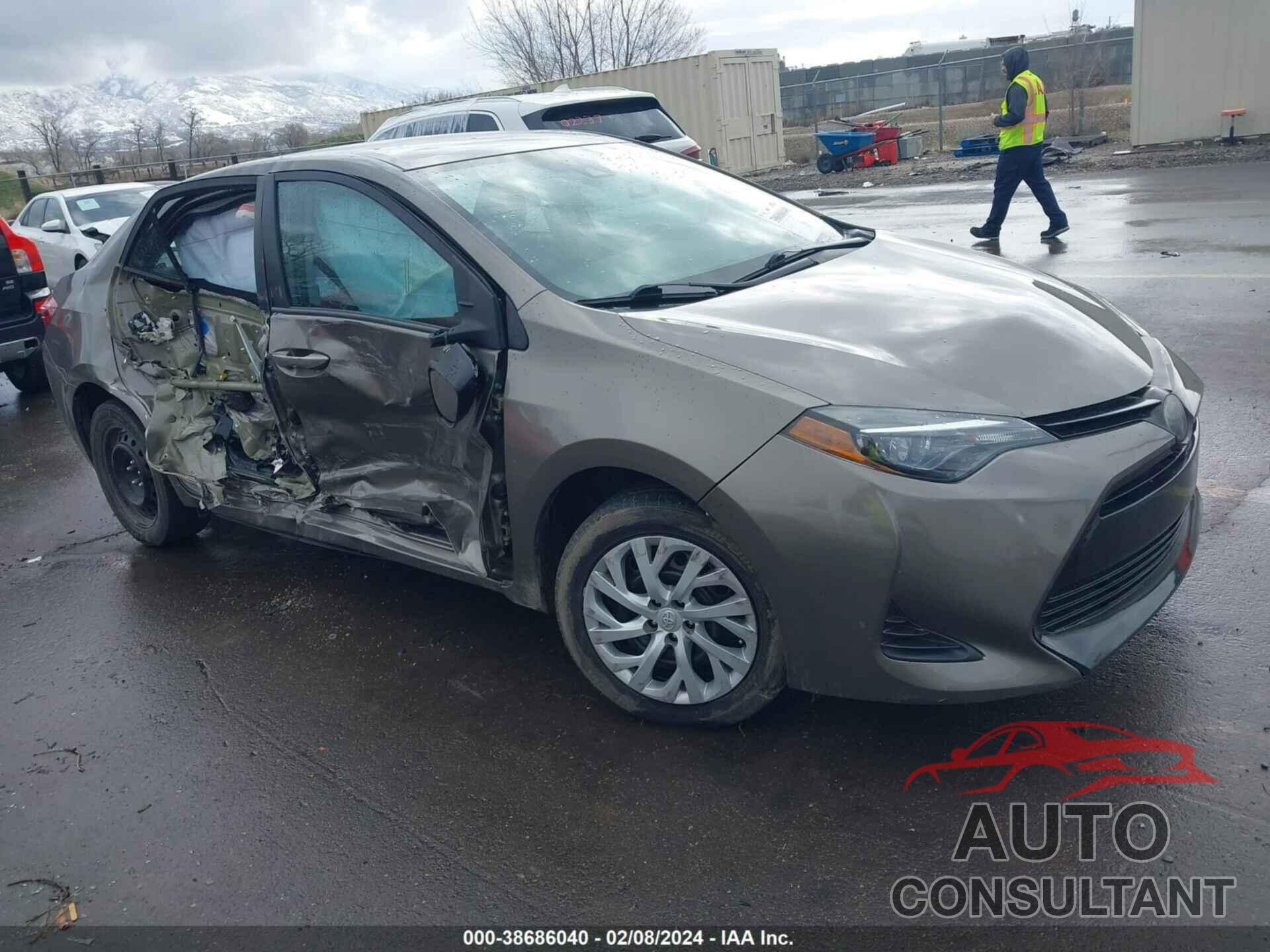 TOYOTA COROLLA 2019 - 5YFBURHEXKP886905