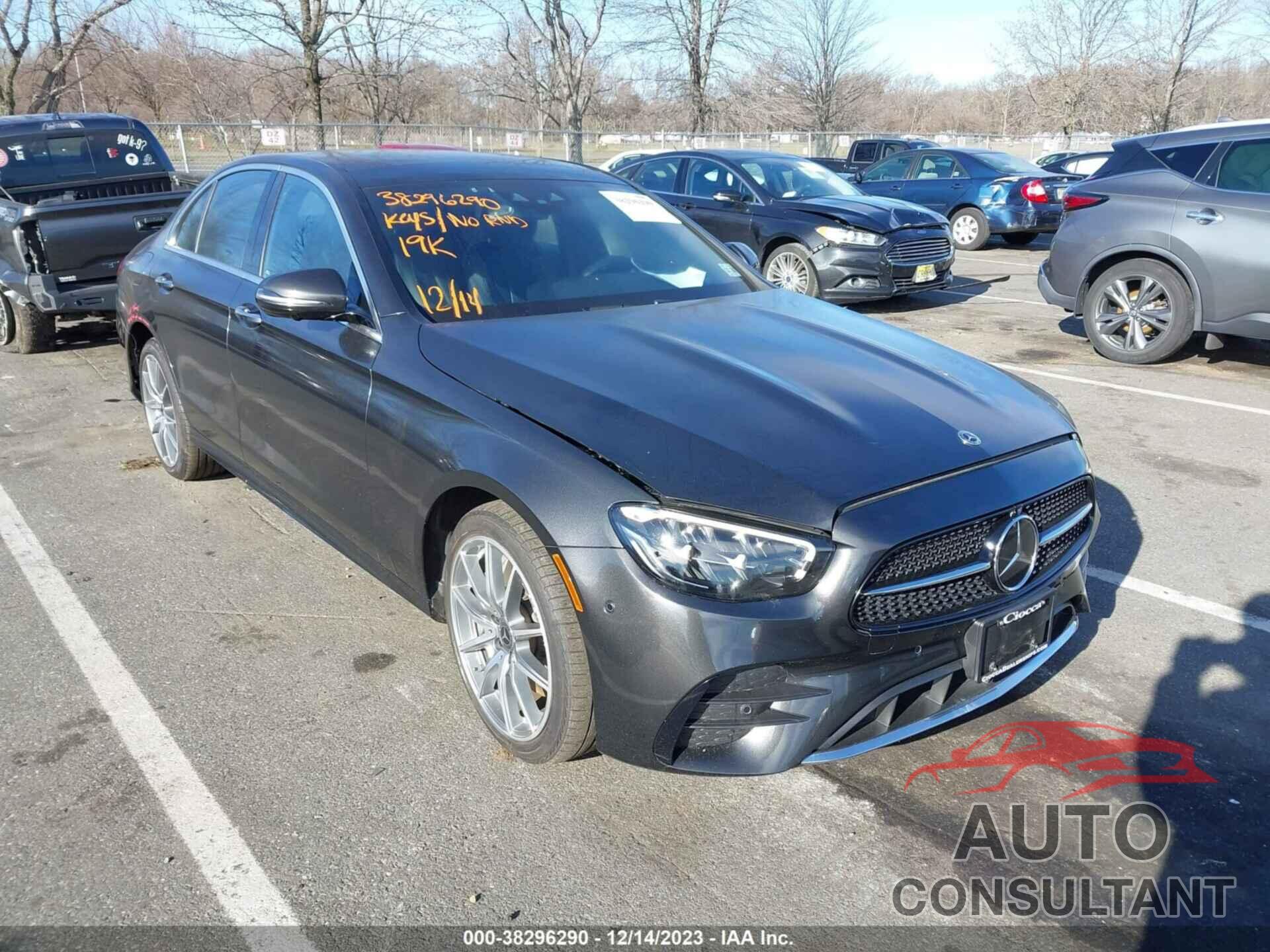 MERCEDES-BENZ E 350 2022 - W1KZF8EB6NB024593