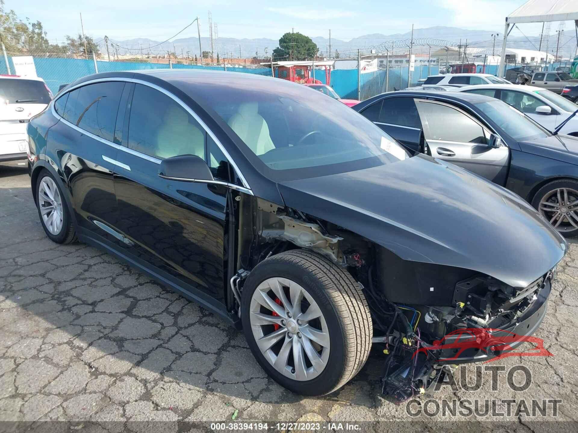 TESLA MODEL X 2020 - 5YJXCBE49LF285526