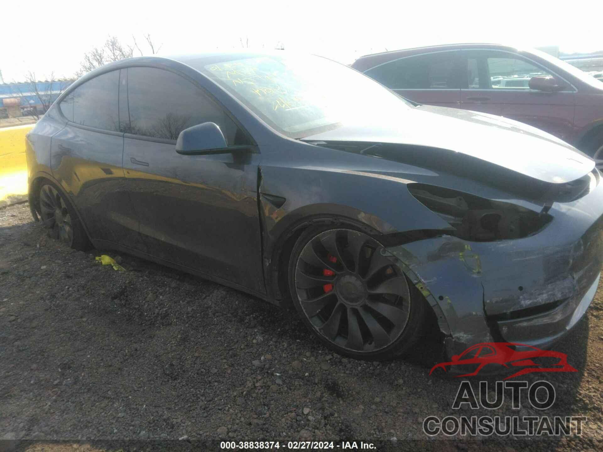 TESLA MODEL Y 2022 - 7SAYGDEF9NF512452