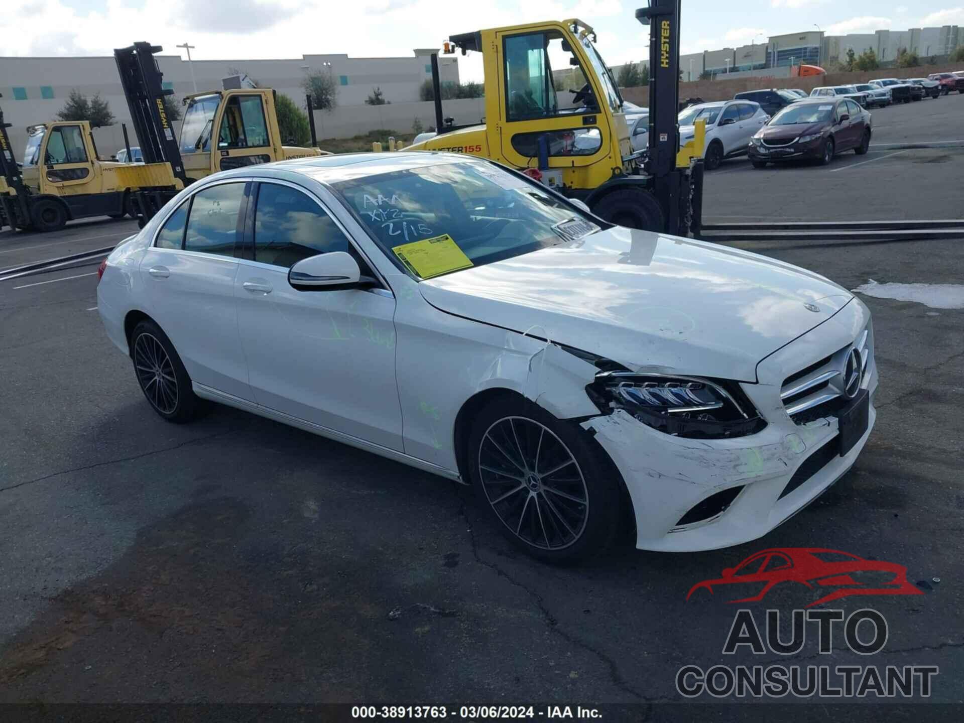 MERCEDES-BENZ C 300 2019 - 55SWF8DBXKU303633