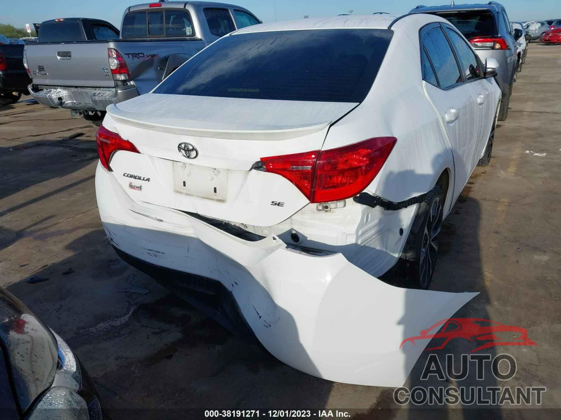 TOYOTA COROLLA 2018 - 2T1BURHE7JC041444