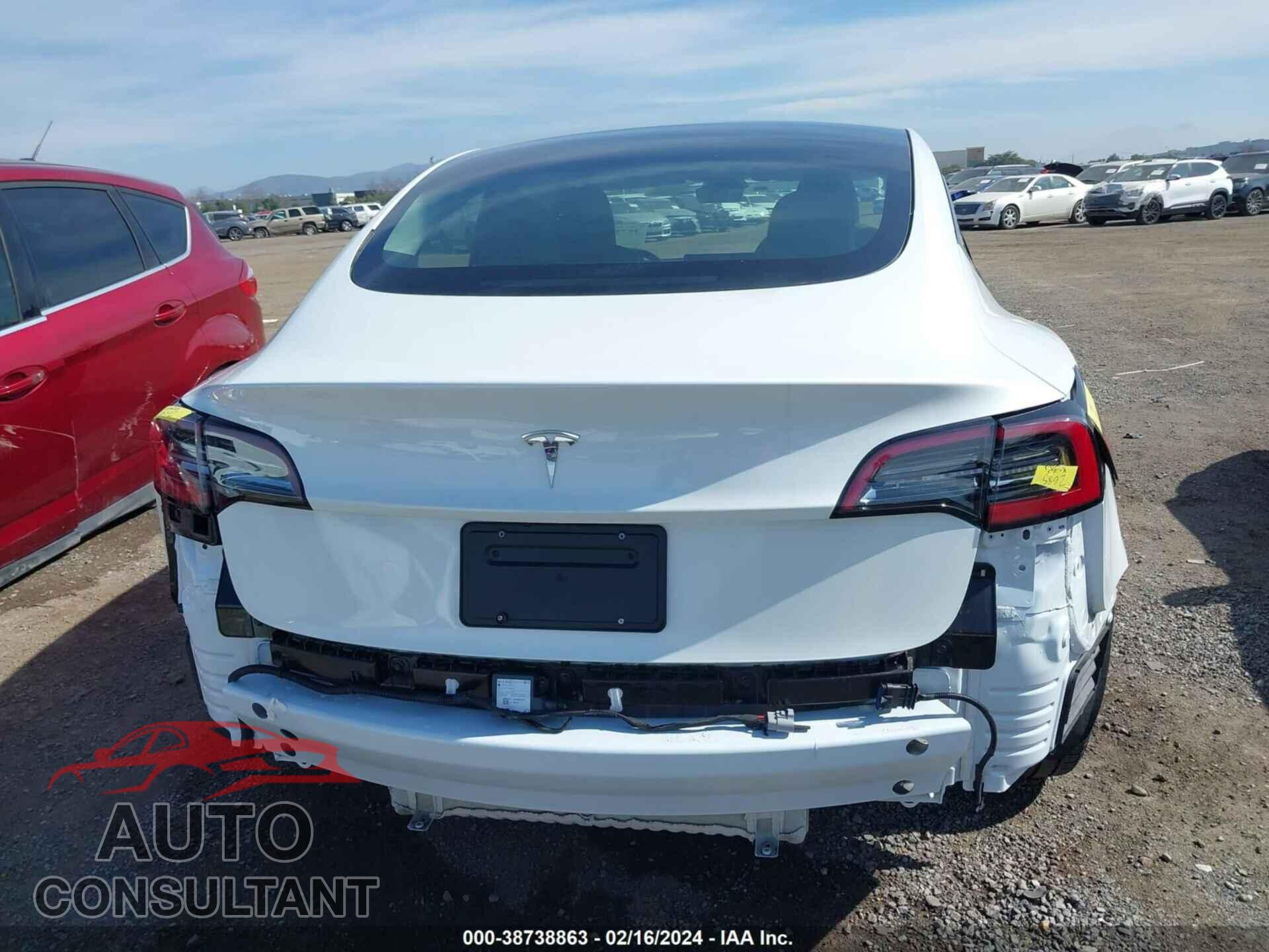 TESLA MODEL 3 2023 - 5YJ3E1EA7PF564195