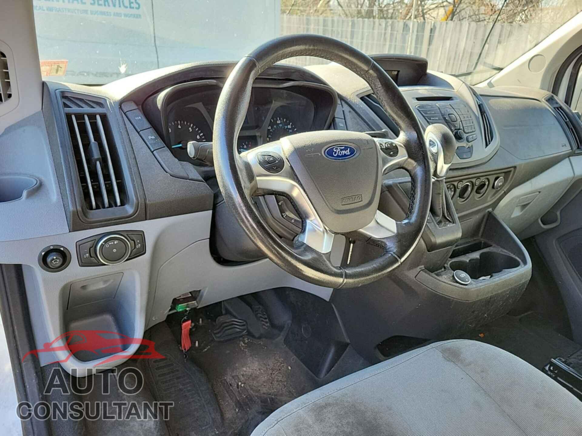 FORD TRANSIT 2017 - 1FTYR1DM3HKB48767