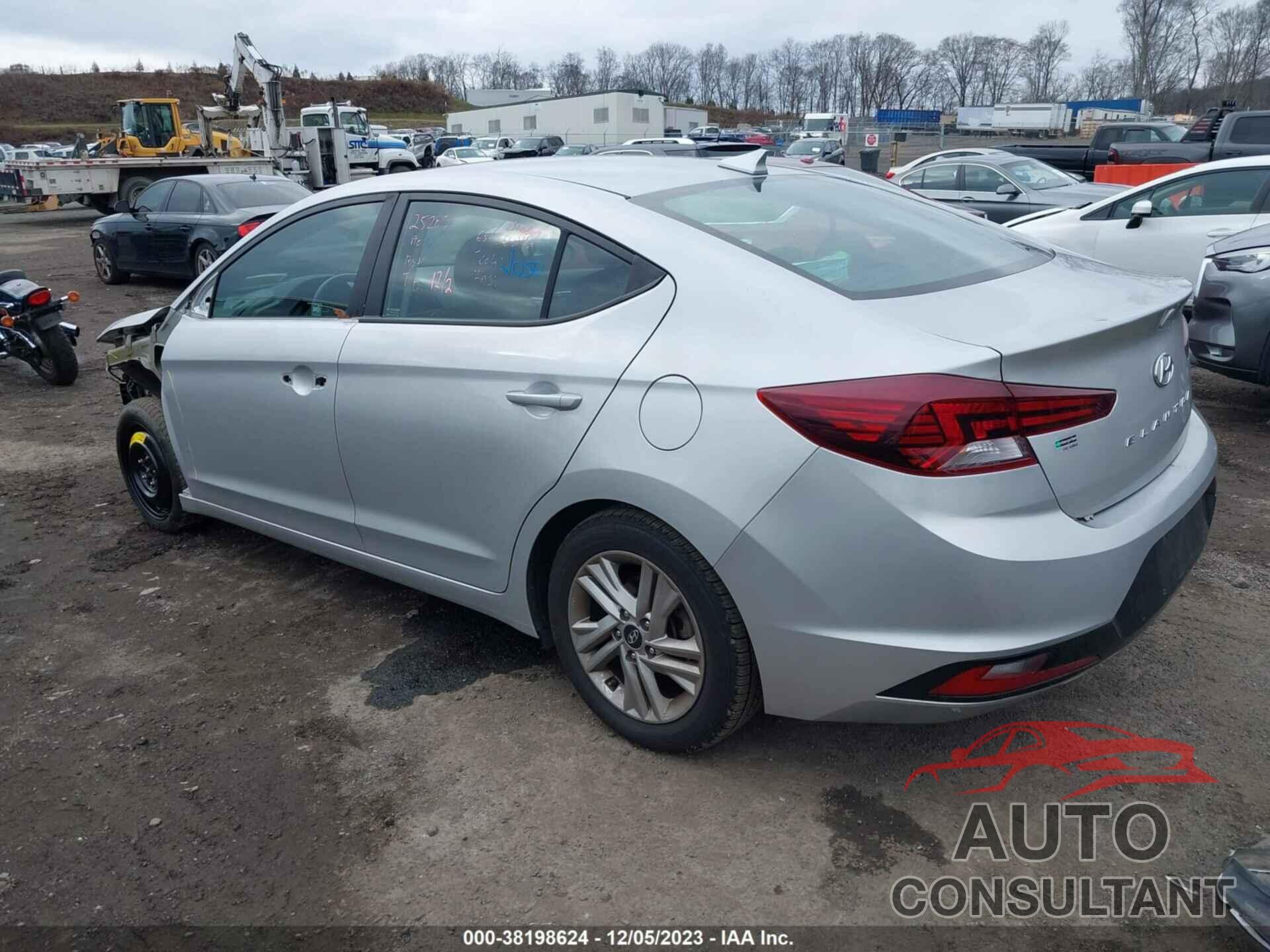 HYUNDAI ELANTRA 2020 - 5NPD84LF2LH536781