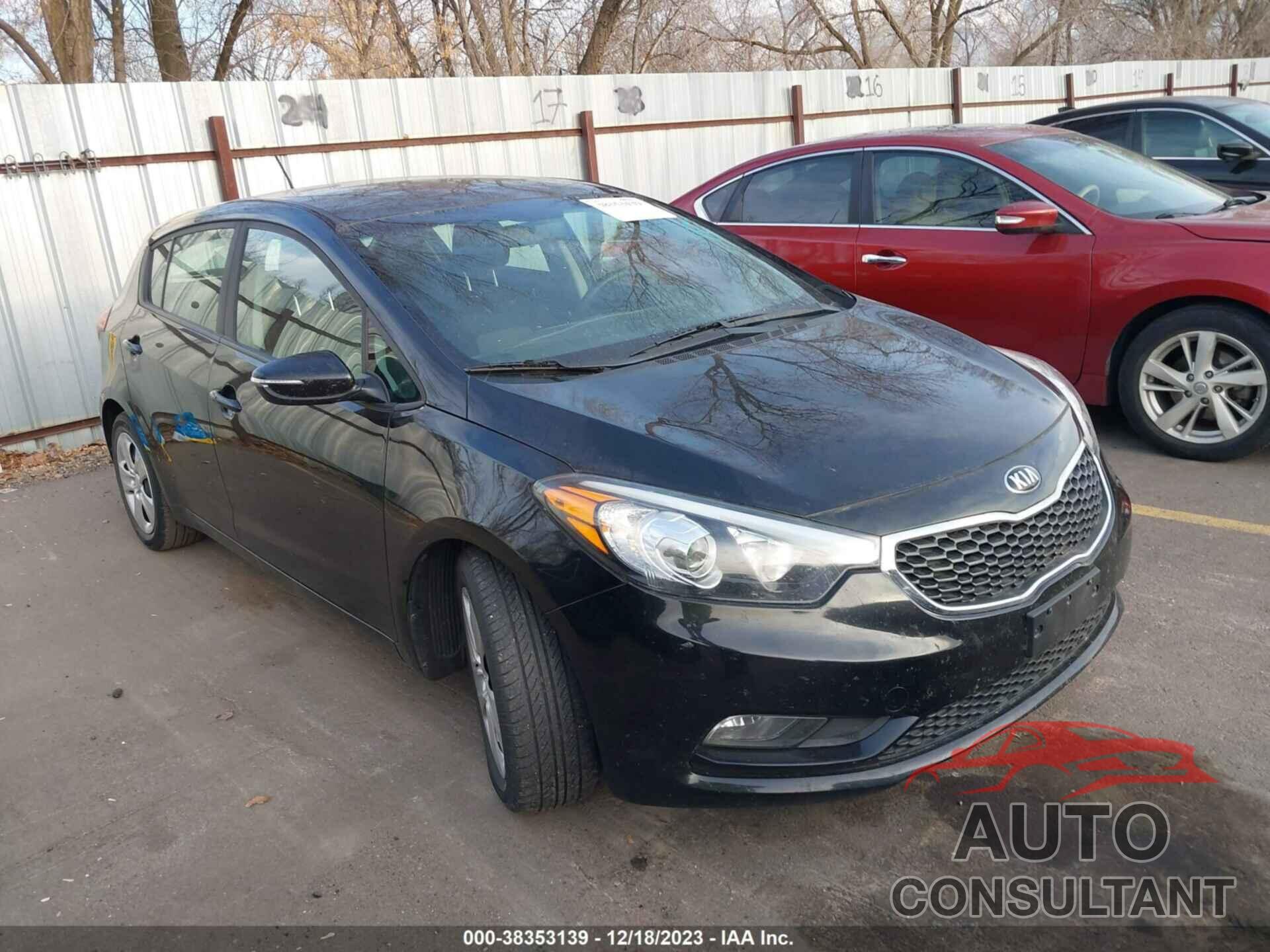 KIA FORTE 2016 - KNAFK5A8XG5617826