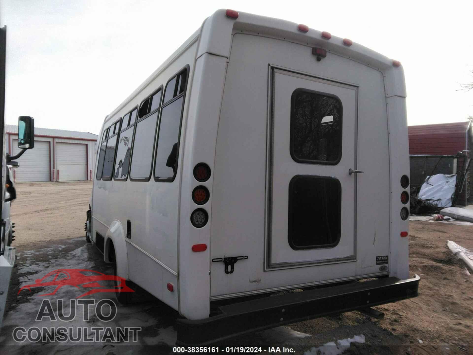 FORD ECONOLINE 2019 - 1FDEE3FS3KDC07359