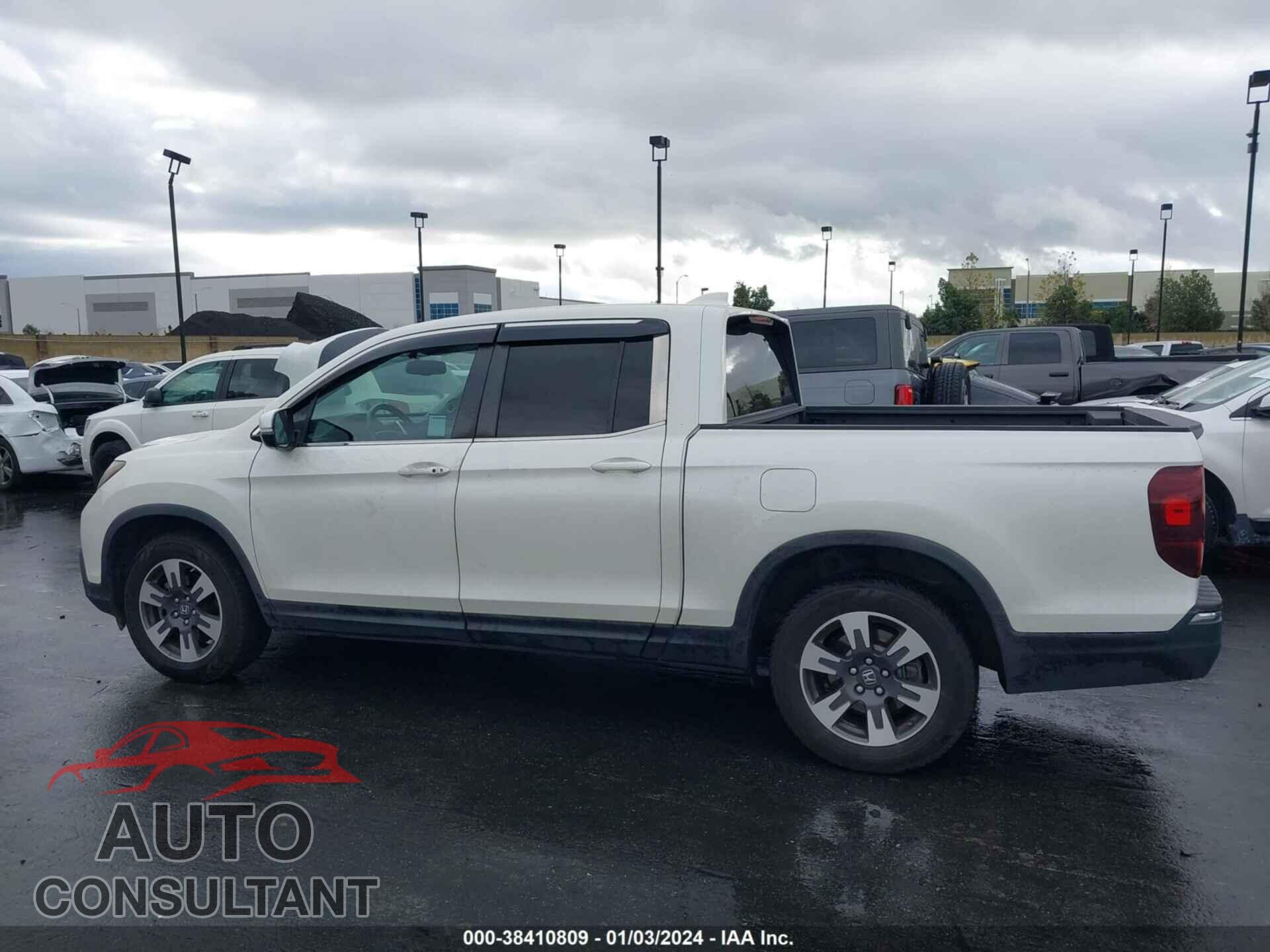 HONDA RIDGELINE 2017 - 5FPYK2F68HB010056