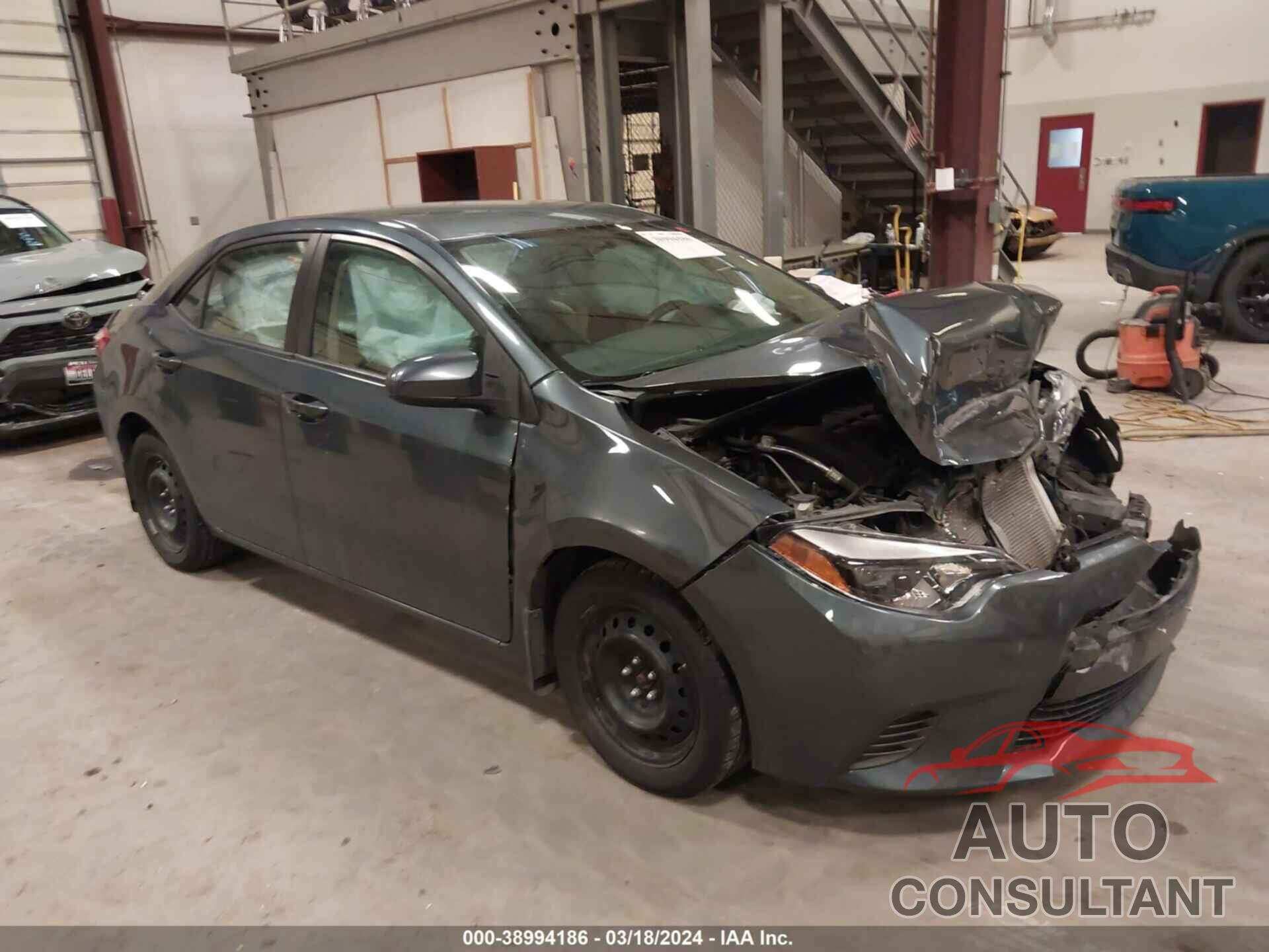 TOYOTA COROLLA 2015 - 5YFBURHE2FP340640