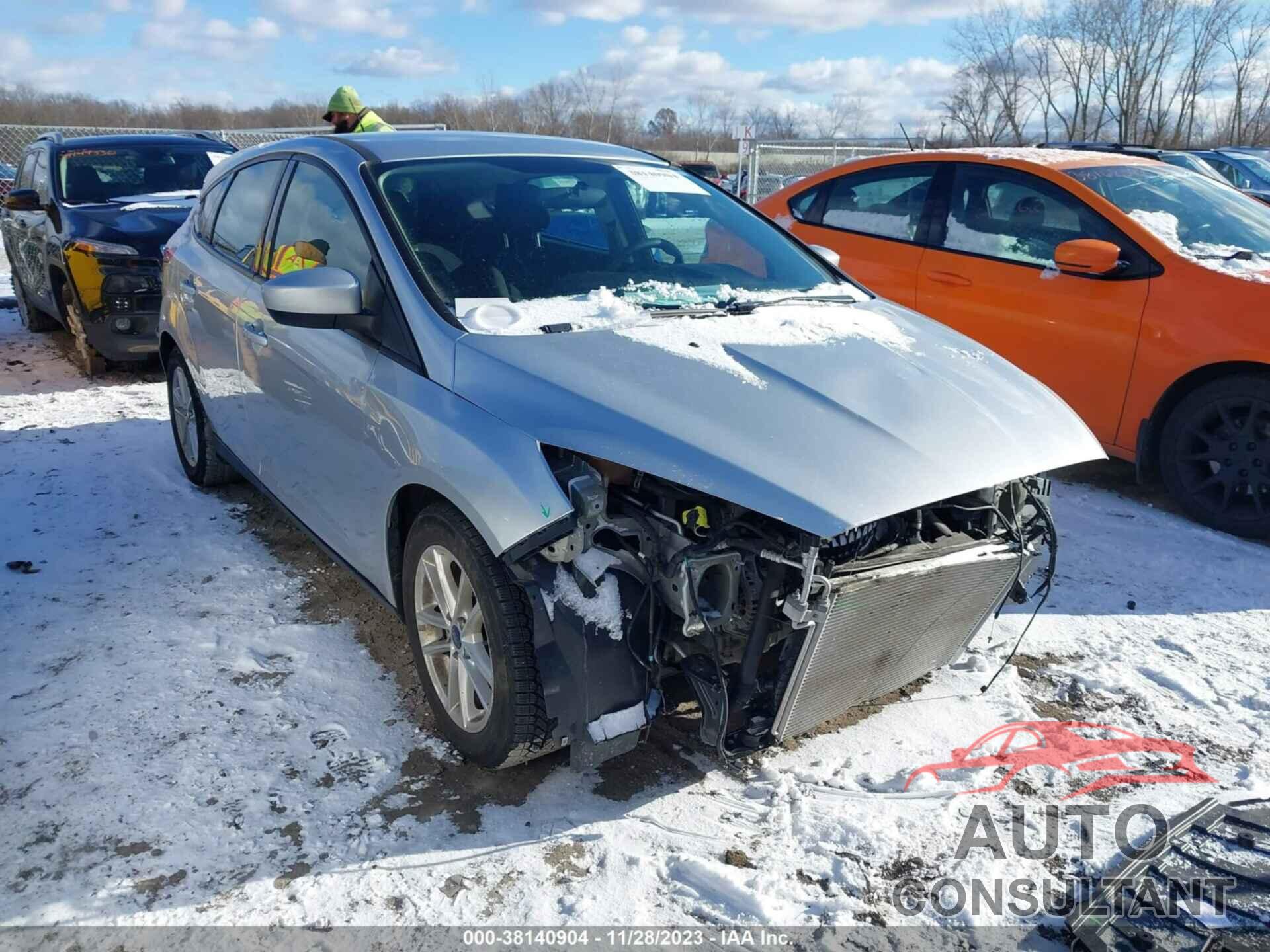 FORD FOCUS 2018 - 1FADP3K29JL321344