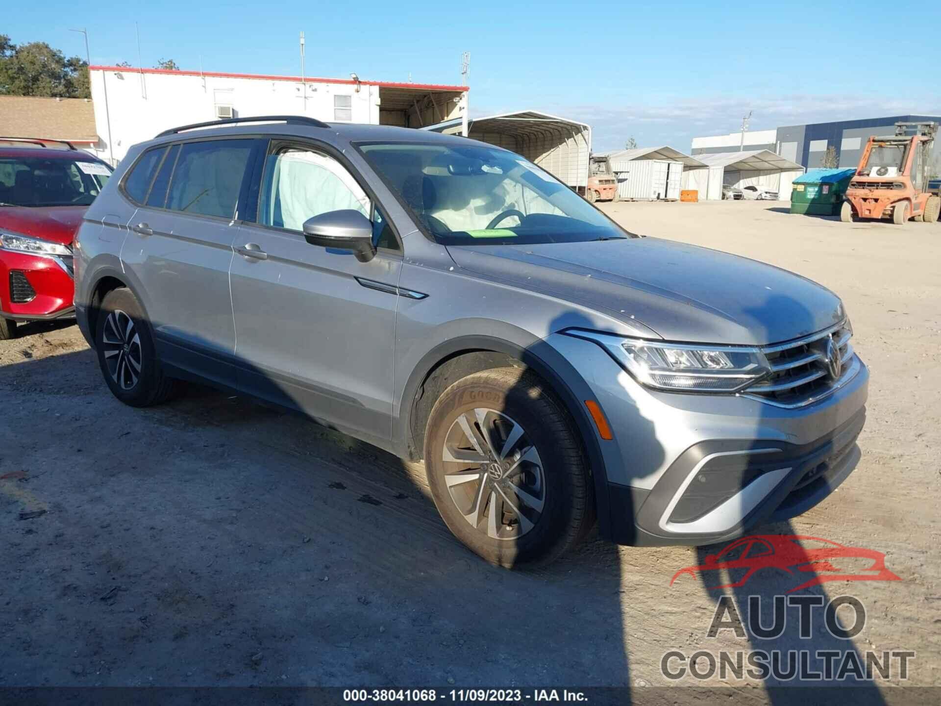 VOLKSWAGEN TIGUAN 2023 - 3VVRB7AX2PM076768