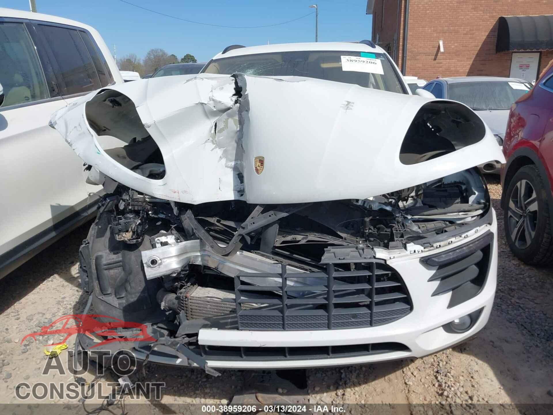 PORSCHE MACAN 2017 - WP1AA2A57HLB01827