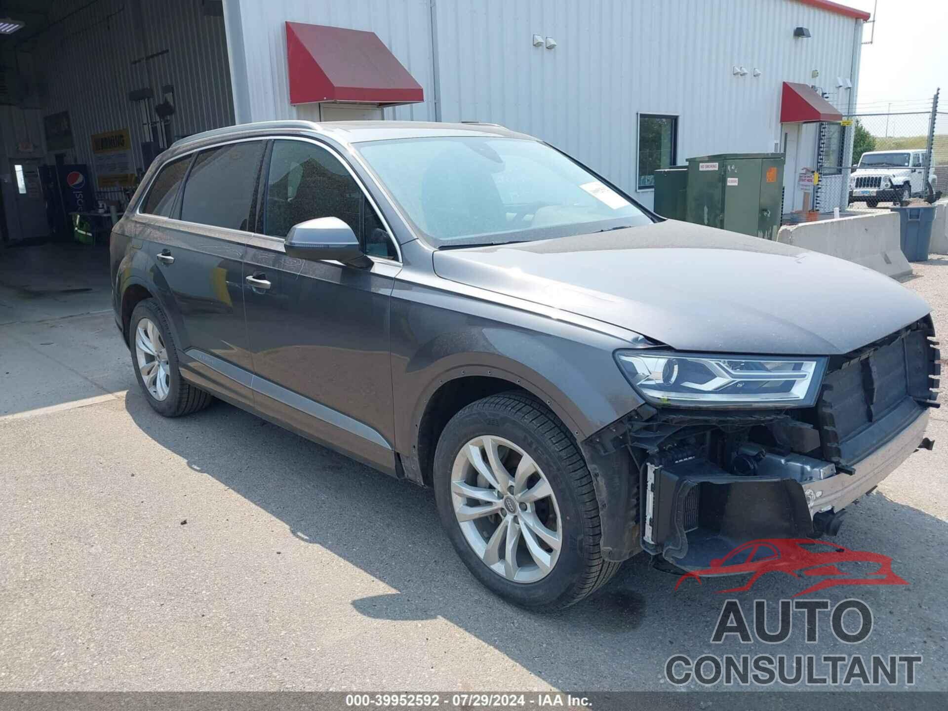 AUDI Q7 2019 - WA1AAAF73KD031616