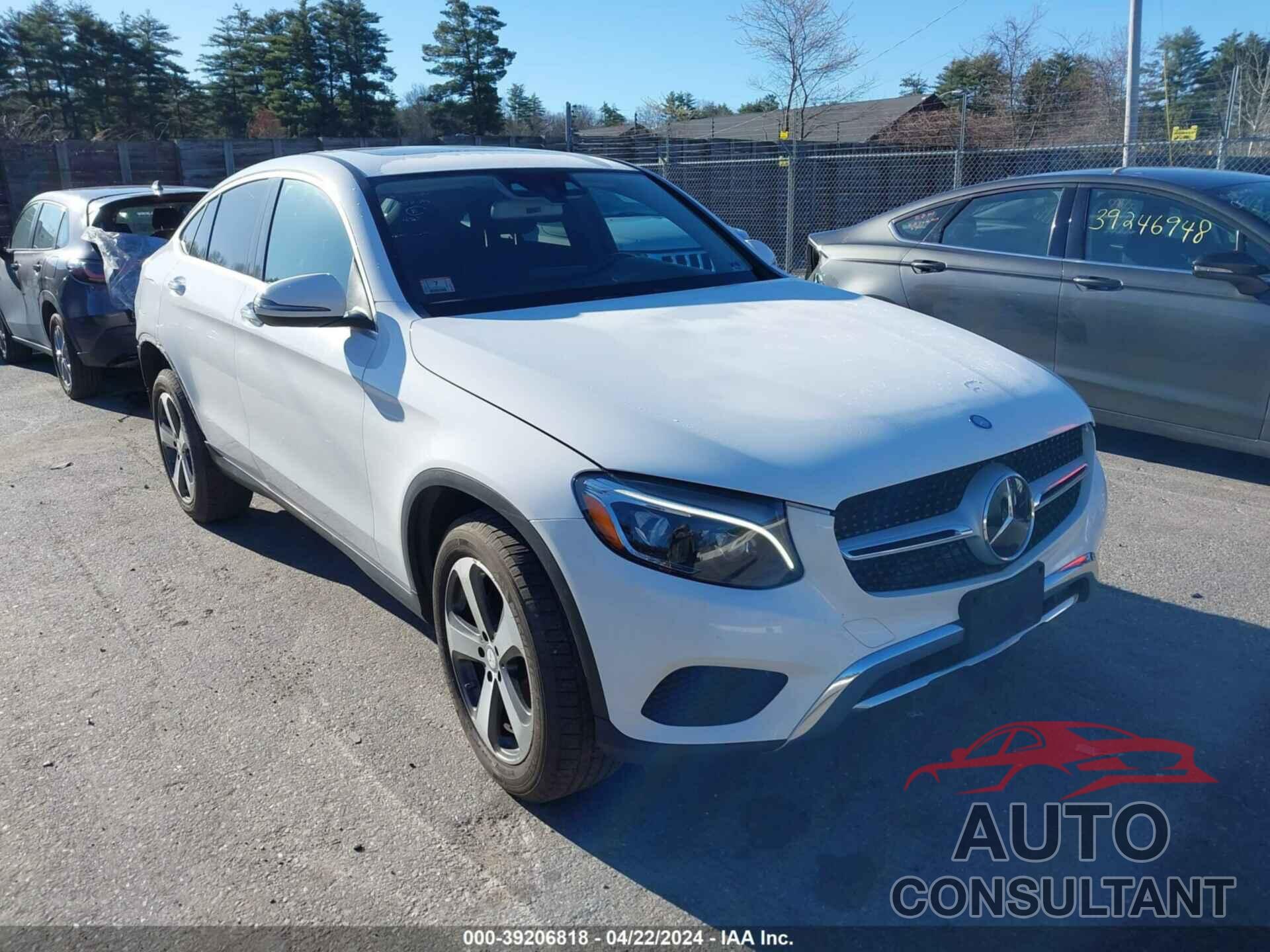 MERCEDES-BENZ GLC 300 COUPE 2017 - WDC0J4KB6HF181692