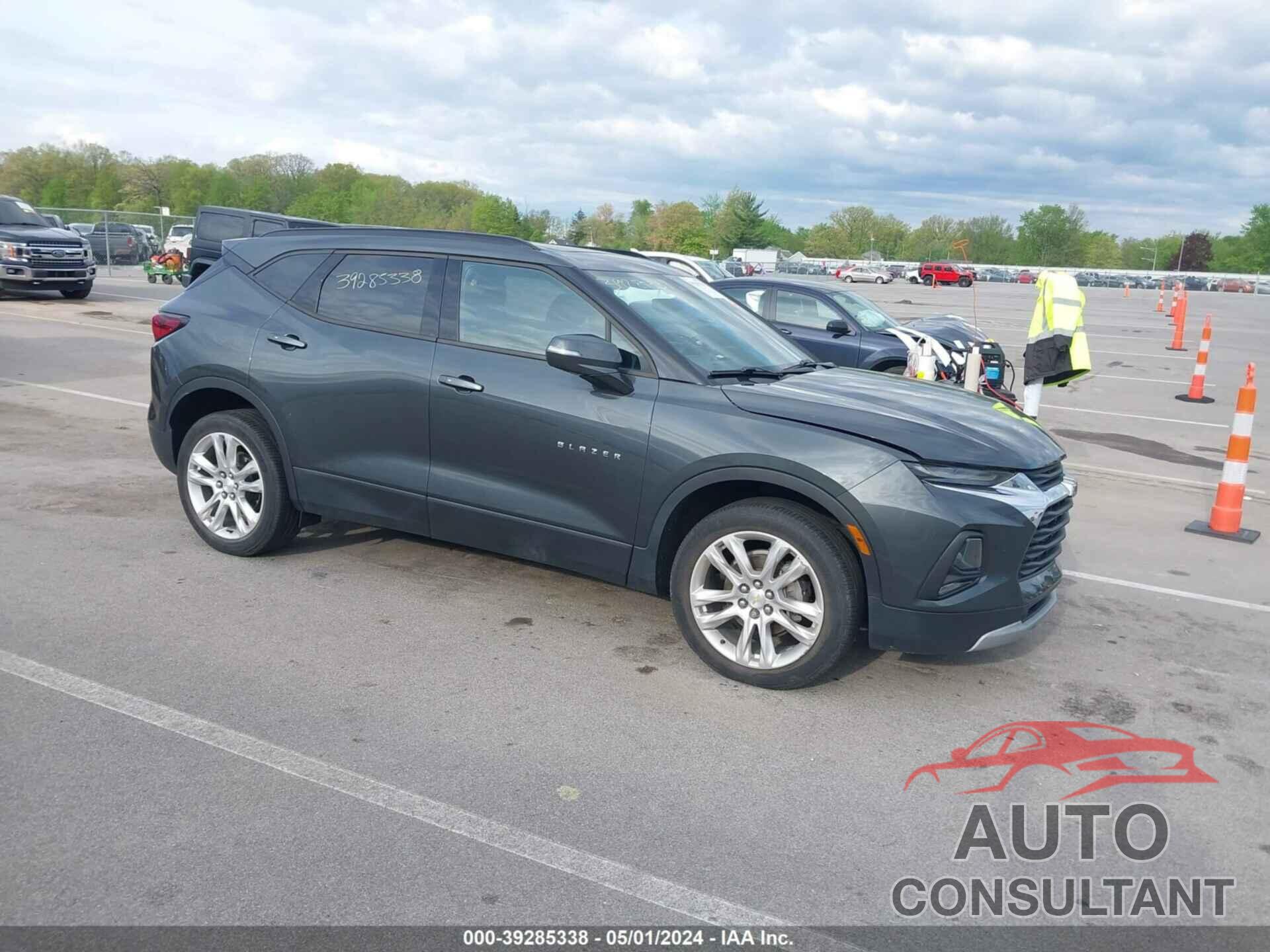 CHEVROLET BLAZER 2019 - 3GNKBHRS1KS689331