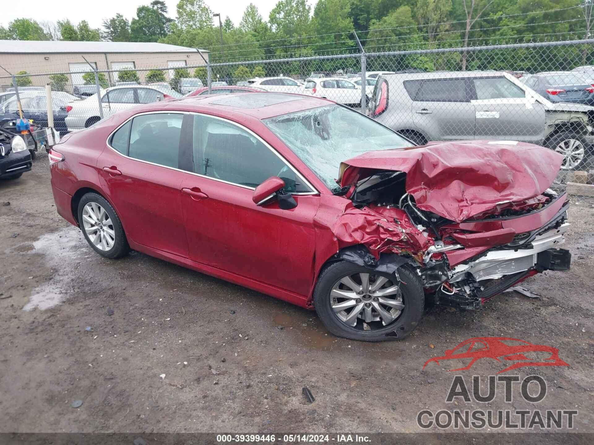 TOYOTA CAMRY 2019 - 4T1B11HK1KU250162