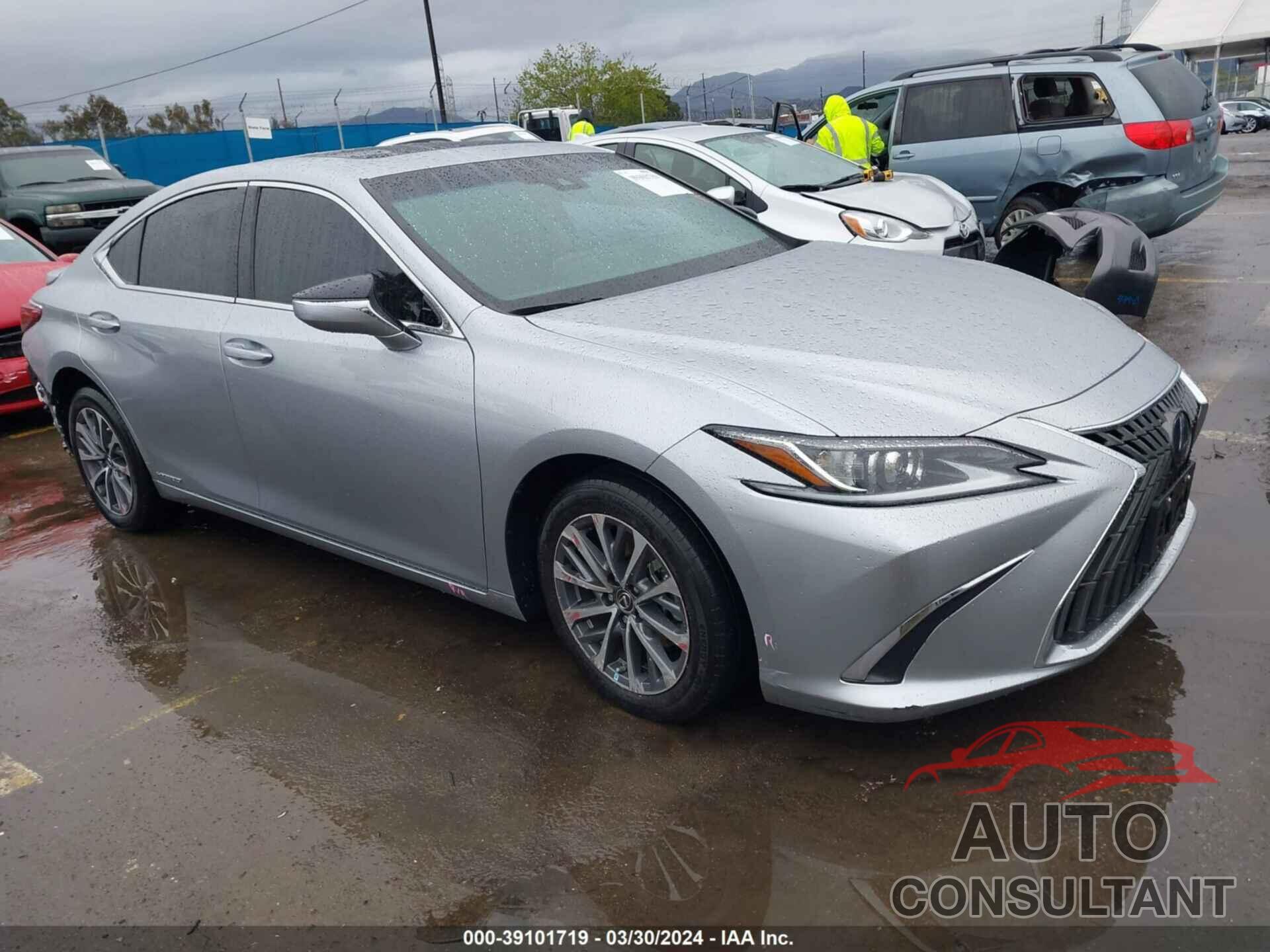 LEXUS ES 300H 2022 - 58ACA1C19NU013127