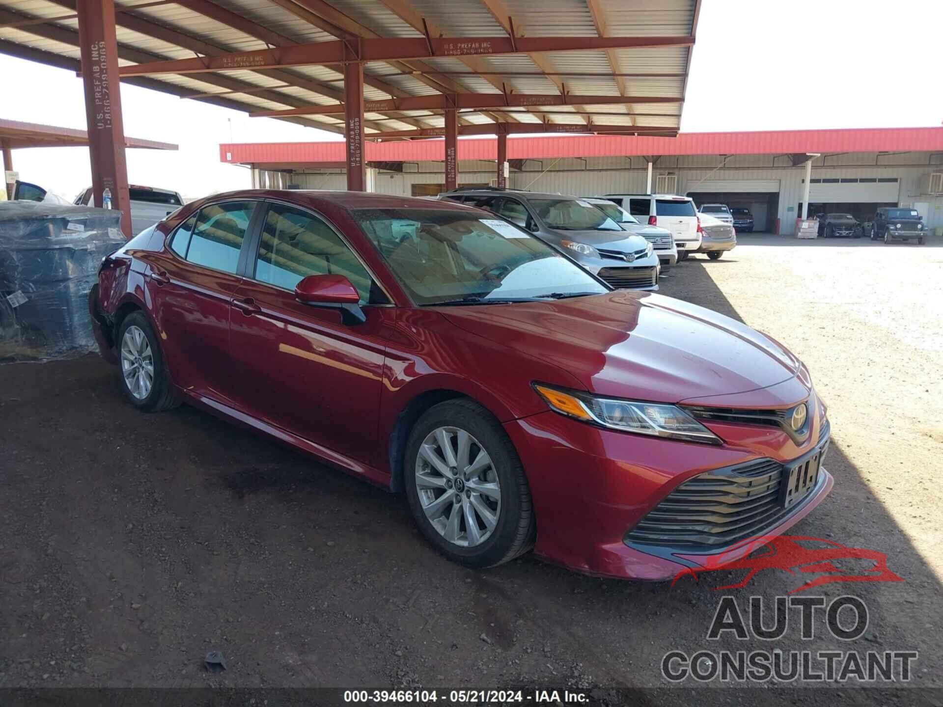 TOYOTA CAMRY 2018 - 4T1B11HK2JU537962