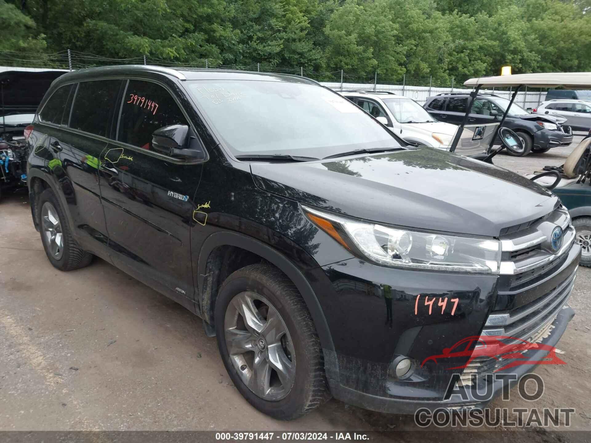 TOYOTA HIGHLANDER HYBRID 2018 - 5TDDGRFH4JS049635